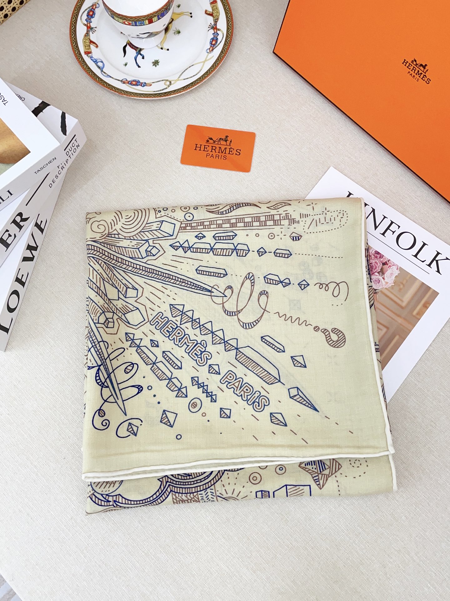 ✨✨【双面同色 丝毛款】H家羊绒新款 买了都说好看‼️推荐💕【正在接通中 140】羊绒方巾‼️H家ZG爆