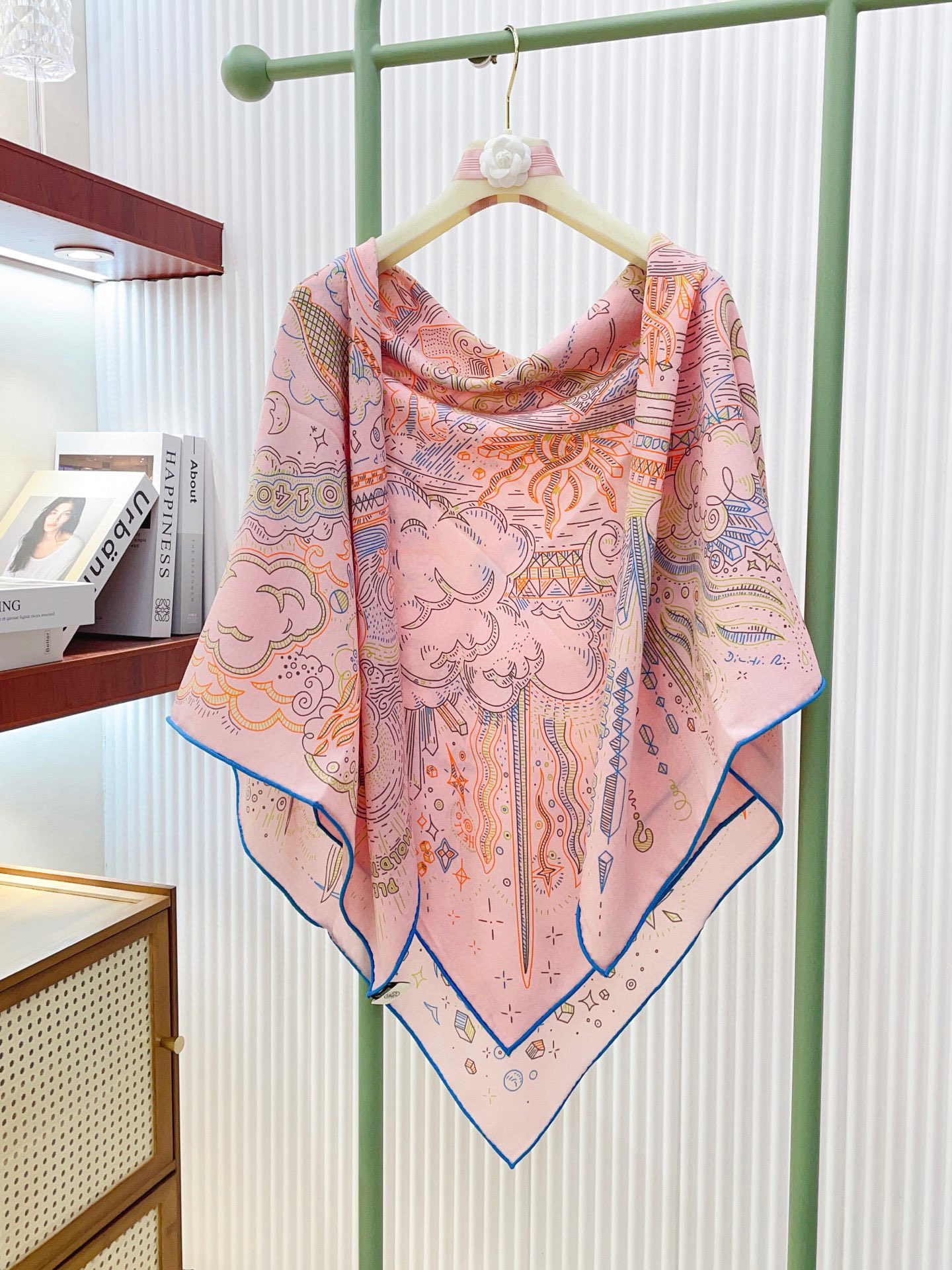 ✨✨【双面同色 丝毛款】H家羊绒新款 买了都说好看‼️推荐💕【正在接通中 140】羊绒方巾‼️H家ZG爆