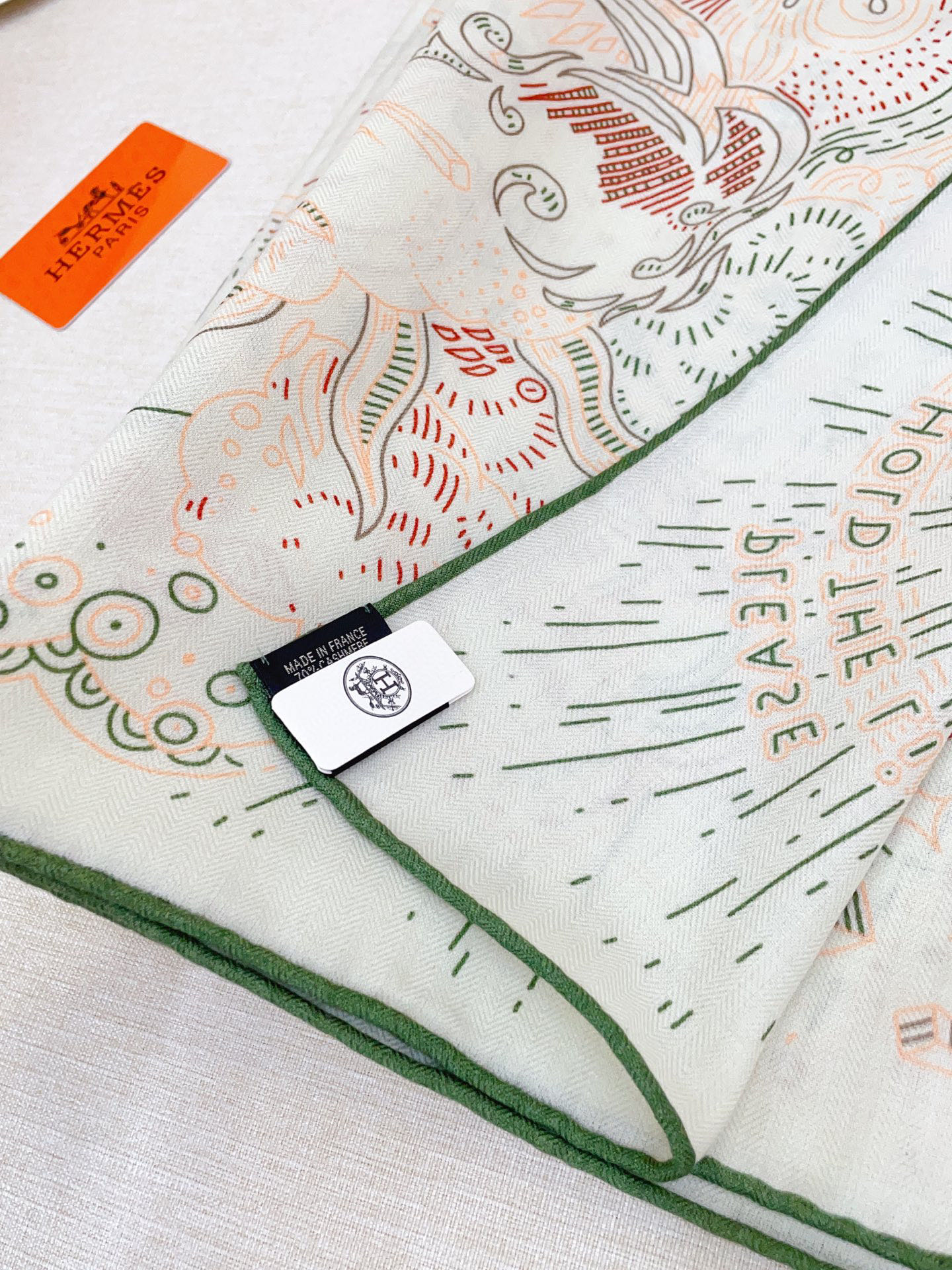 ✨✨【双面同色 丝毛款】H家羊绒新款 买了都说好看‼️推荐💕【正在接通中 140】羊绒方巾‼️H家ZG爆