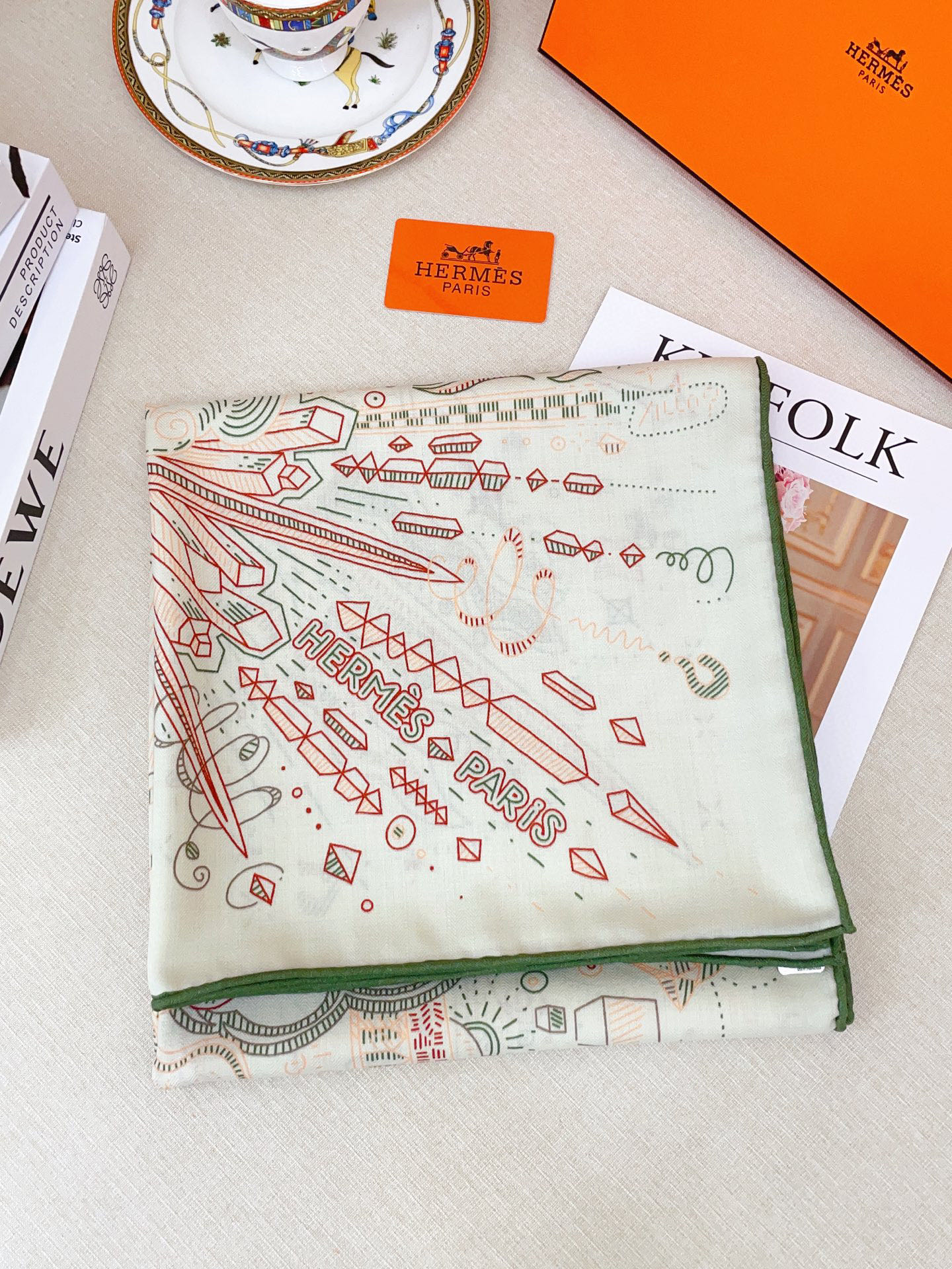 ✨✨【双面同色 丝毛款】H家羊绒新款 买了都说好看‼️推荐💕【正在接通中 140】羊绒方巾‼️H家ZG爆