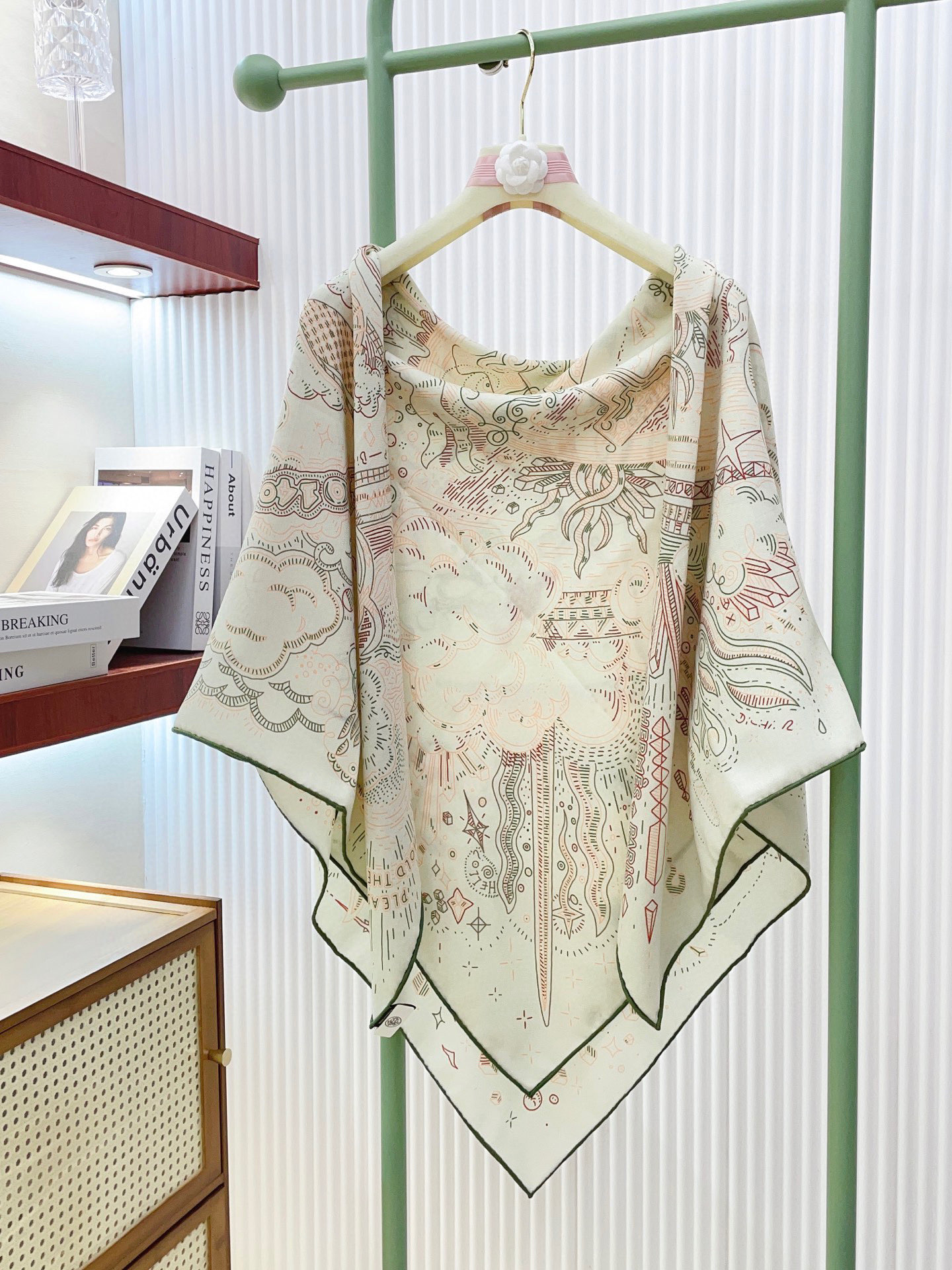 ✨✨【双面同色 丝毛款】H家羊绒新款 买了都说好看‼️推荐💕【正在接通中 140】羊绒方巾‼️H家ZG爆