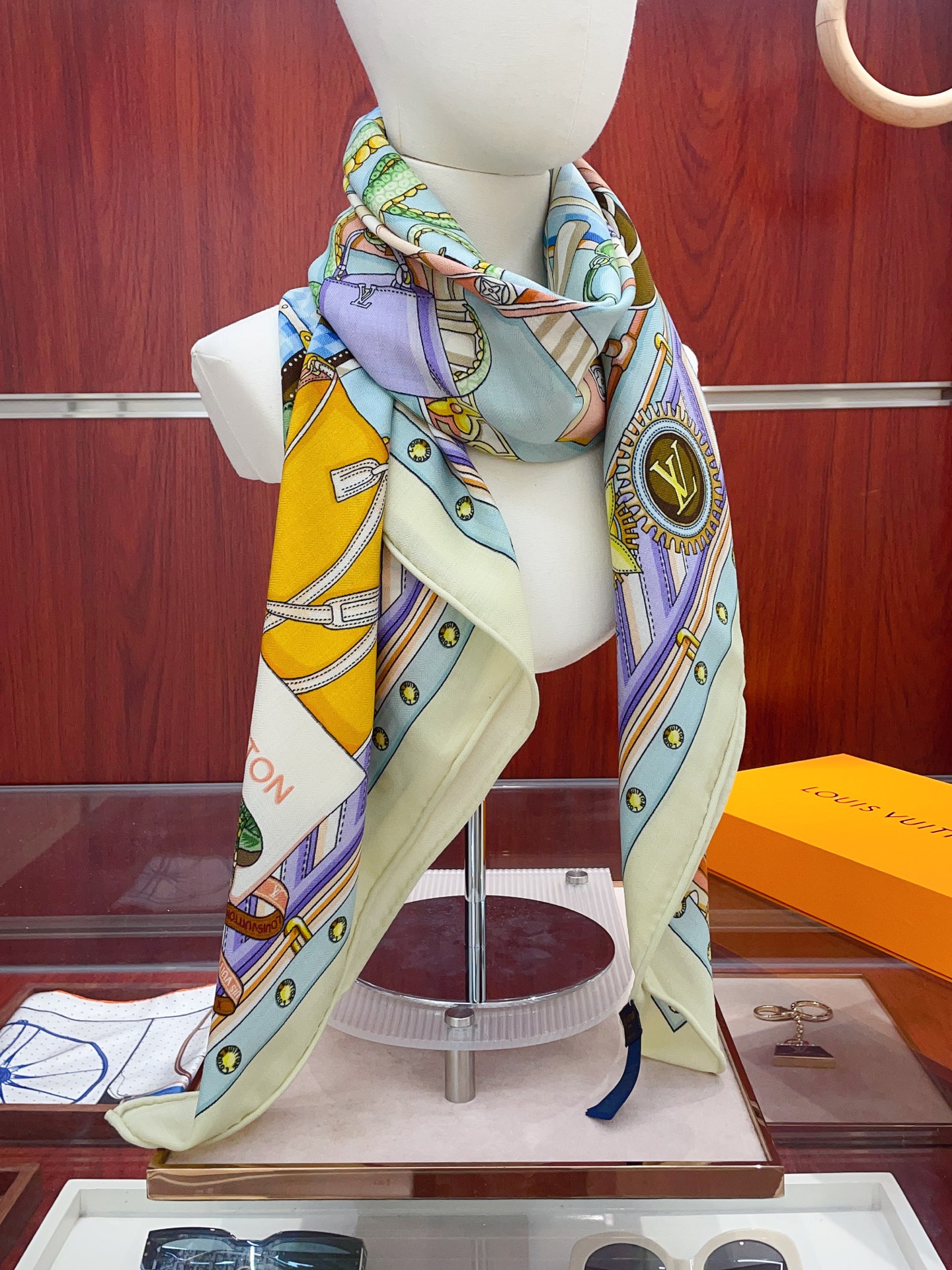 ✨✨【双面同色 丝毛款】L家羊绒新款 买了都说好看‼️推荐💕双面同色羊绒方巾‼️驴家ZG爆款🎁💟立体呈现