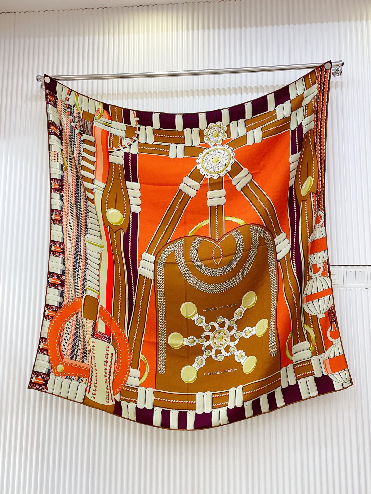 ✨✨【双面同色 丝毛款】H家羊绒新款 买了都说好看‼️推荐💕【银花集 140】羊绒方巾‼️H家ZG爆款🎁