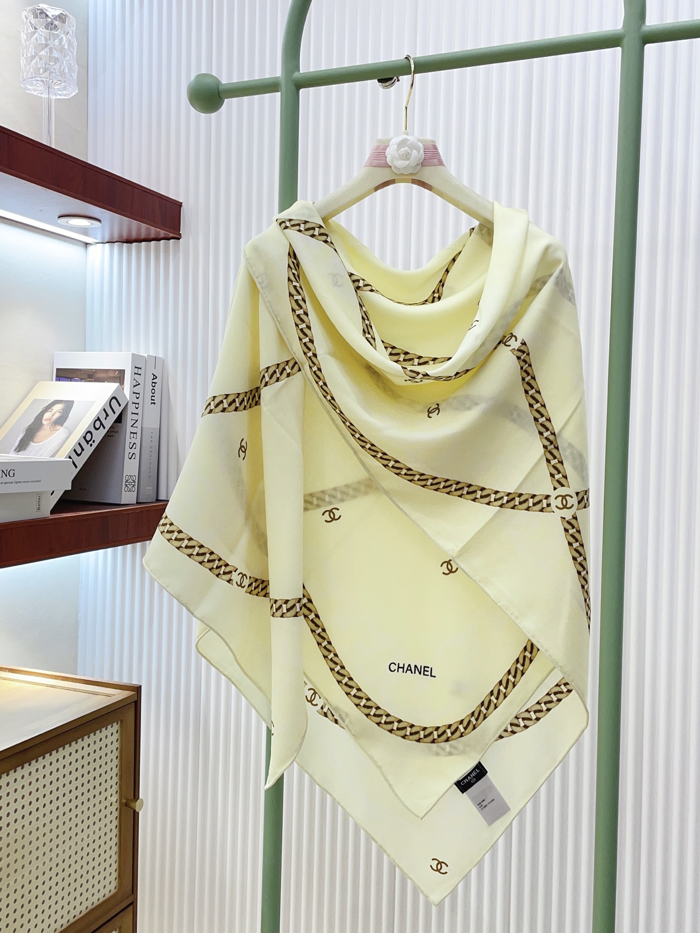 ✨✨【双面同色 丝毛款】小香 羊绒方巾‼️抢‼️VIP推荐 ‼️👍下手一定要快【高端 大爱 ‼️纯羊绒 