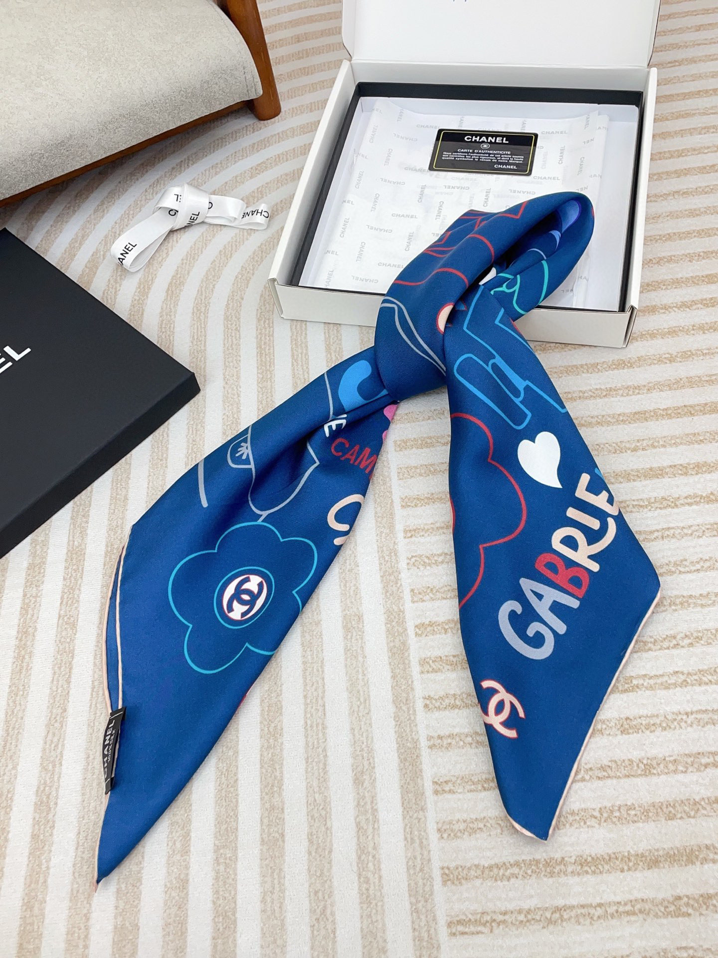 ✨✨【16姆米 单面】新款小香‼️美翻了[流泪]最新御用殿堂级极品‼️经典元素图案设计风格❗️美丽至极 