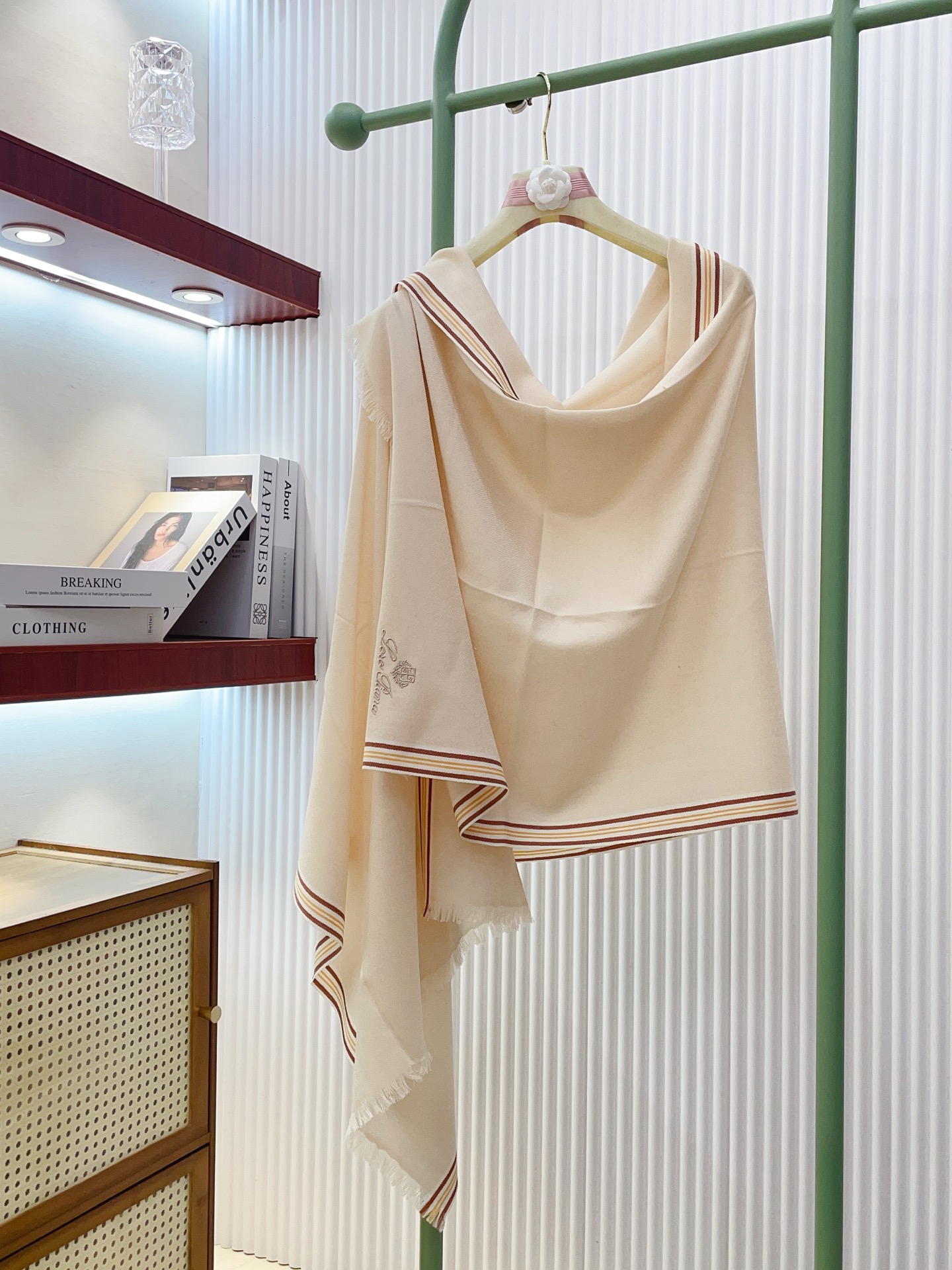 ✨✨【LP纯色刺绣🪡条纹长巾】‼️♨️高尖端产物⚠️重磅呈现 ，绝无仅有 史无前例 100%纯山羊绒 手