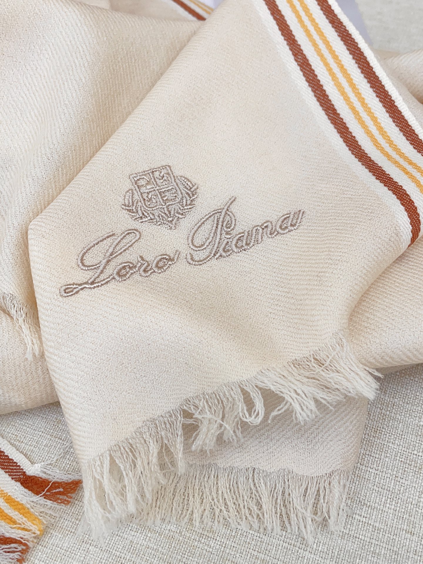 ✨✨【LP纯色刺绣🪡条纹长巾】‼️♨️高尖端产物⚠️重磅呈现 ，绝无仅有 史无前例 100%纯山羊绒 手