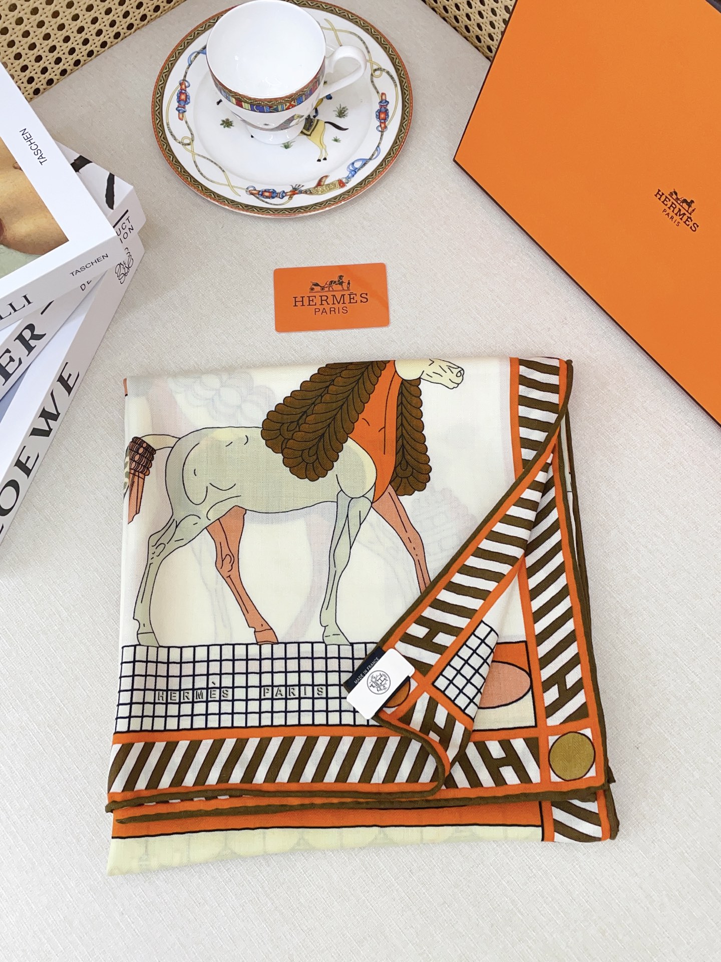 ✨✨5⃣️色品质【双面同色 丝毛款】H家羊绒新款 买了都说好看‼️推荐💕【全速前进 140】羊绒方巾‼️