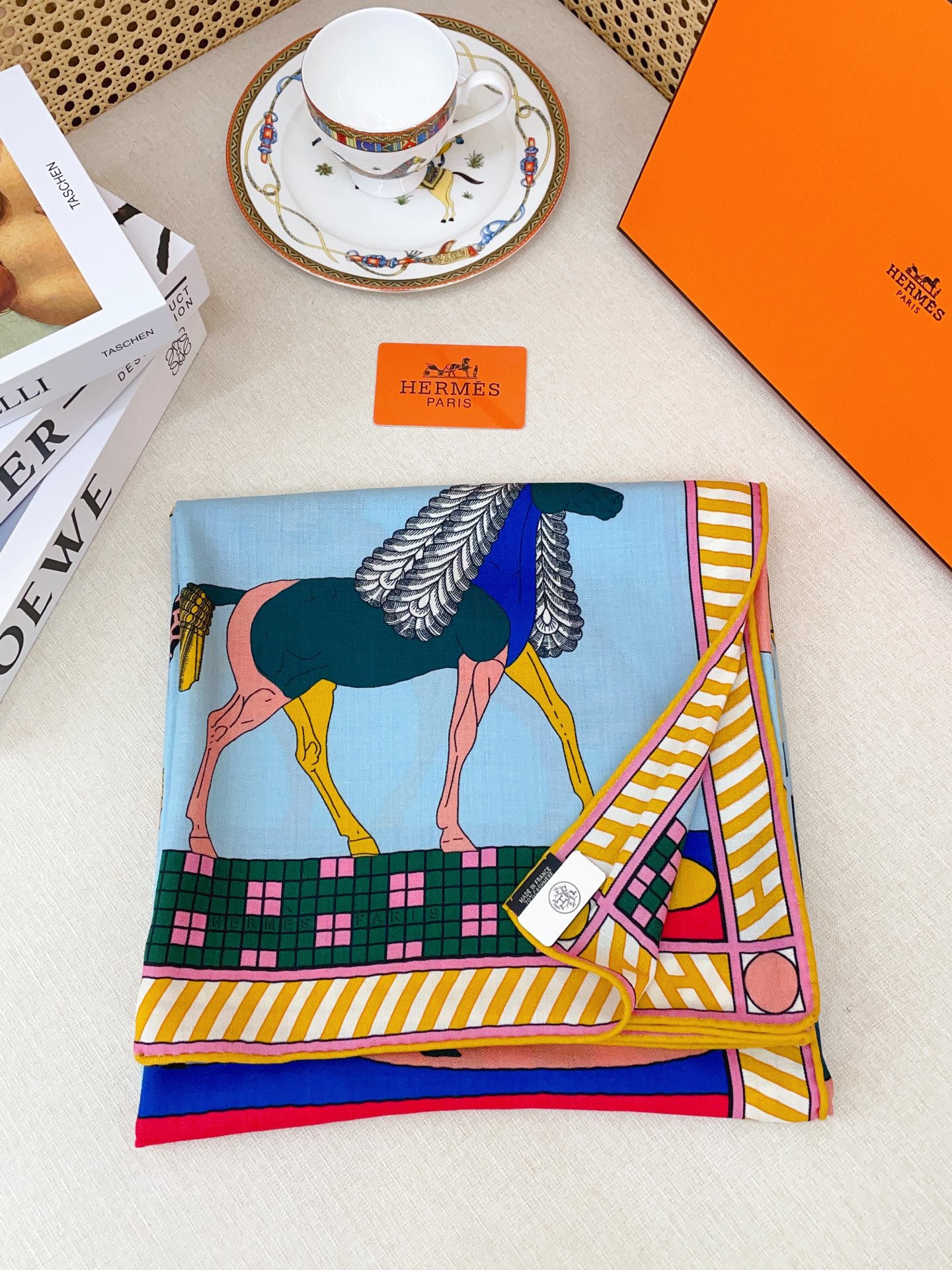 ✨✨5⃣️色品质【双面同色 丝毛款】H家羊绒新款 买了都说好看‼️推荐💕【全速前进 140】羊绒方巾‼️