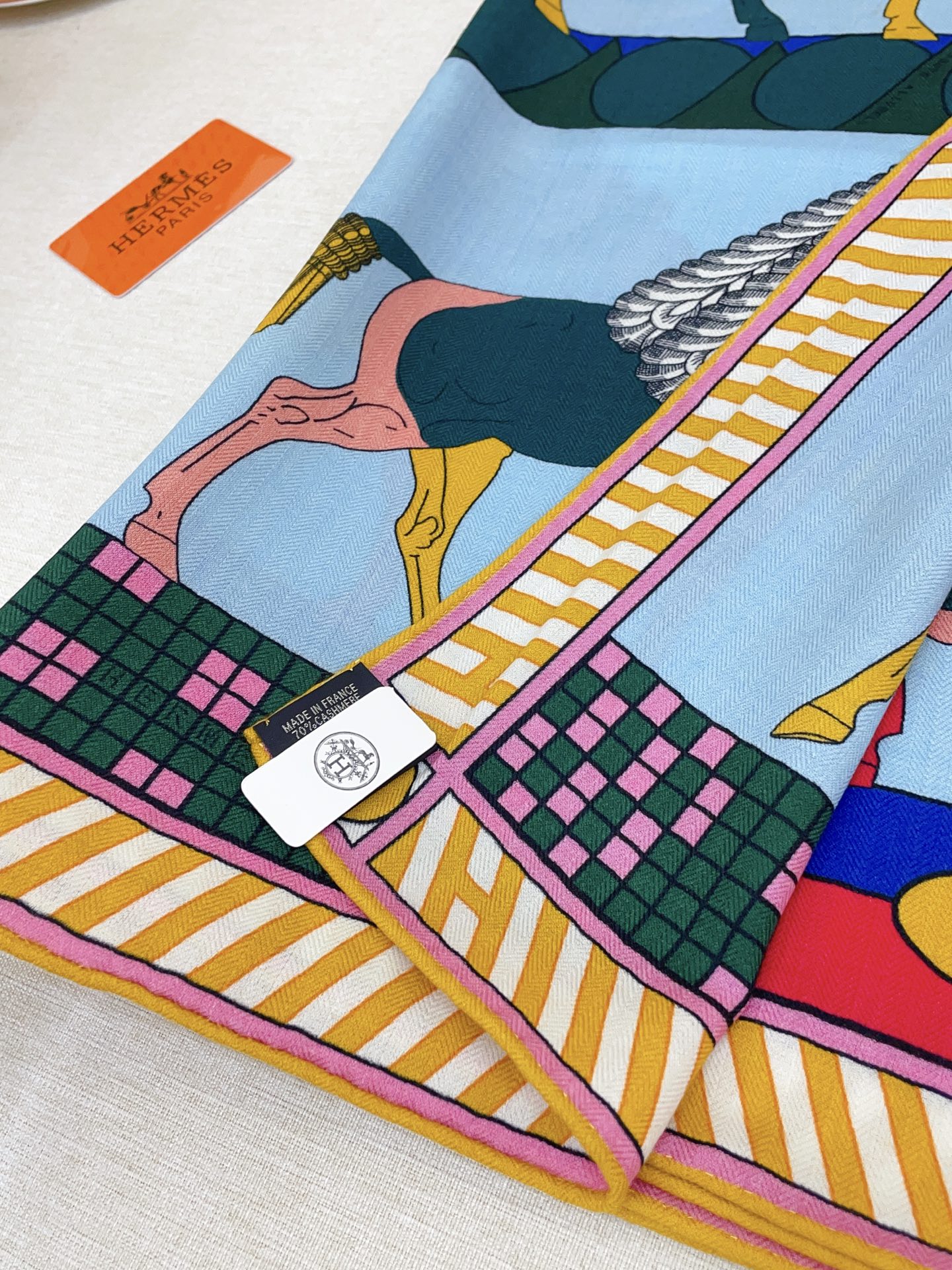 ✨✨5⃣️色品质【双面同色 丝毛款】H家羊绒新款 买了都说好看‼️推荐💕【全速前进 140】羊绒方巾‼️