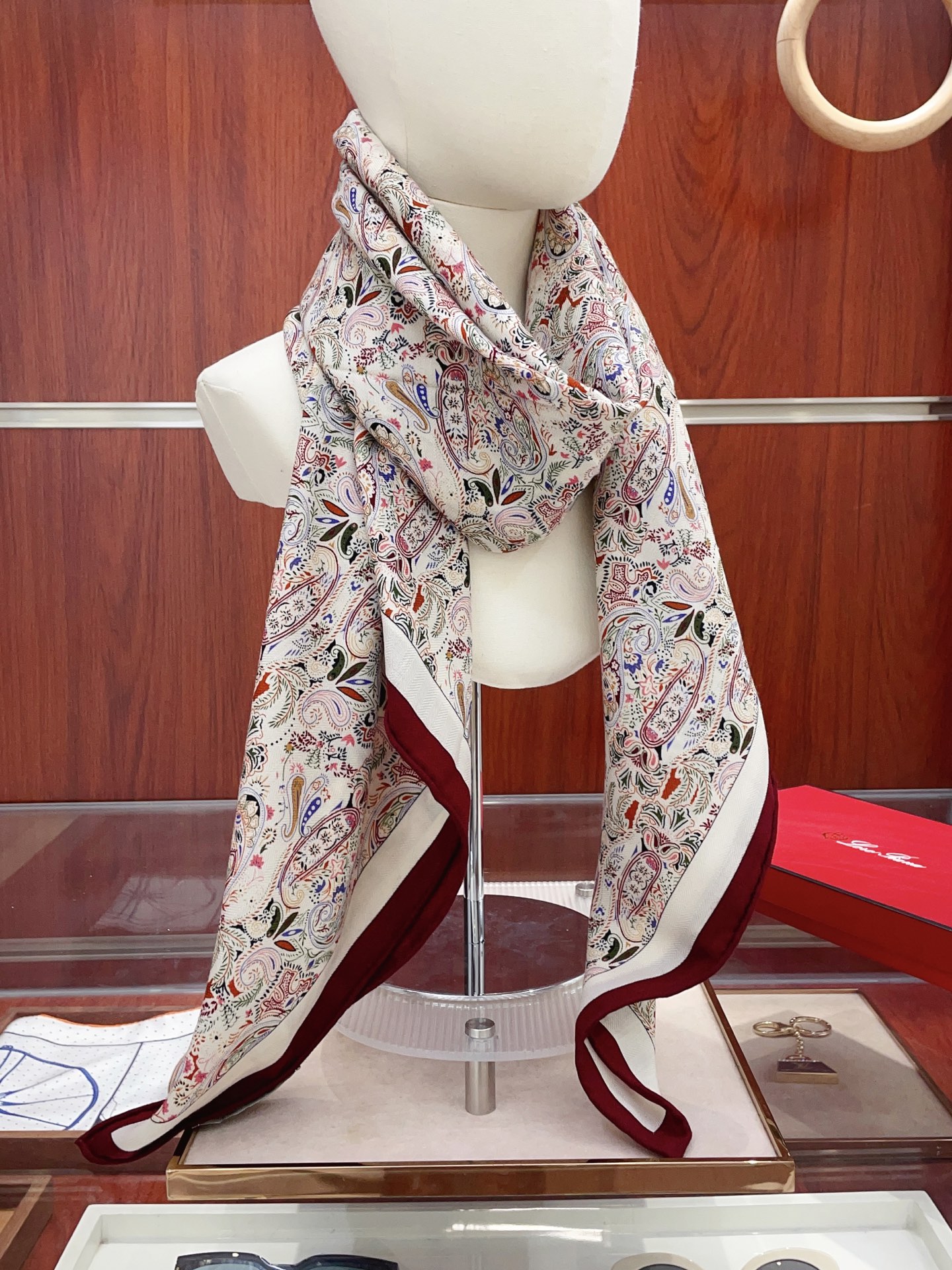 ✨✨【双面同色 丝毛款】LP 羊绒方巾‼️抢‼️VIP推荐 ‼️👍下手一定要快【高端 大爱 ‼️纯羊绒 