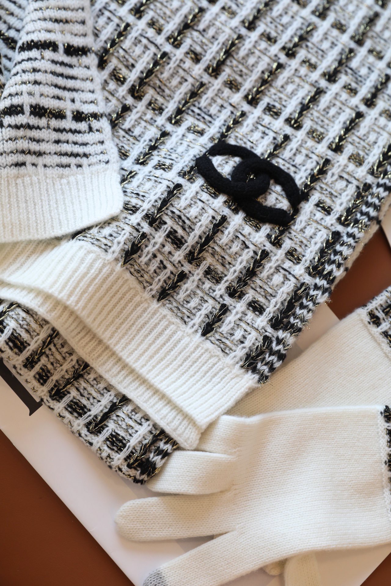 ✨✨【小香三件套】不单卖，100%纯羊绒，【▪️时髦秋冬季，超级奢华有品味！！好看死了！！！超级保暖！！