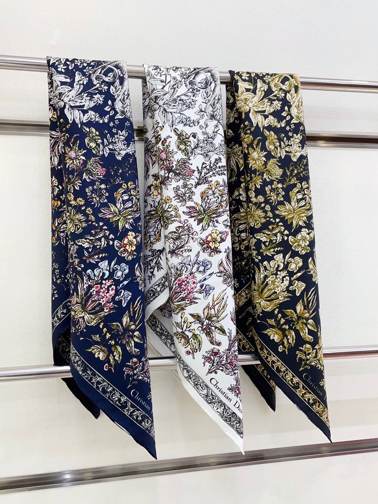 ✨✨【18姆米 双面同色】高级感爆棚❗️CD【森林公园 90】高级时髦风‼️配色非常考究，图案匠心，上身