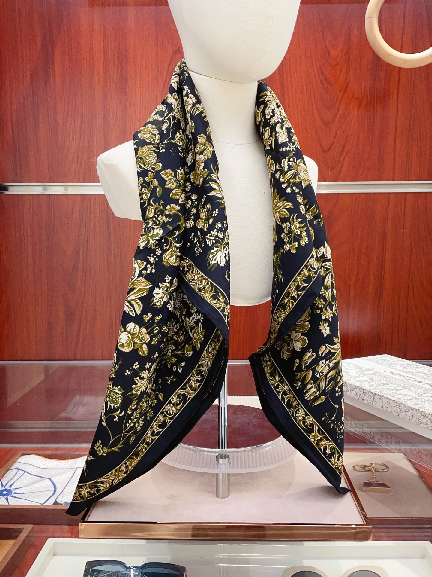 ✨✨【18姆米 双面同色】高级感爆棚❗️CD【森林公园 90】高级时髦风‼️配色非常考究，图案匠心，上身