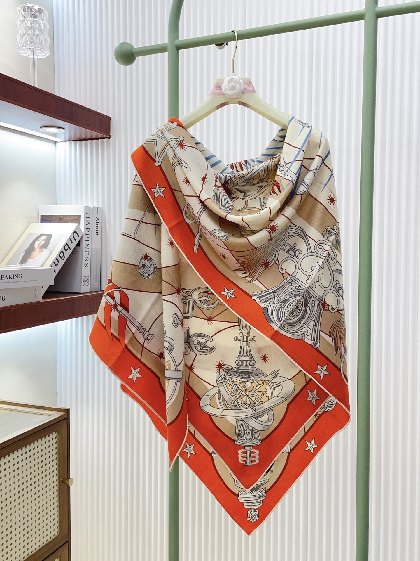 ✨✨【双面同色 丝毛款】H家羊绒新款 买了都说好看‼️推荐💕【星辰合唱团 140】羊绒方巾‼️H家ZG爆