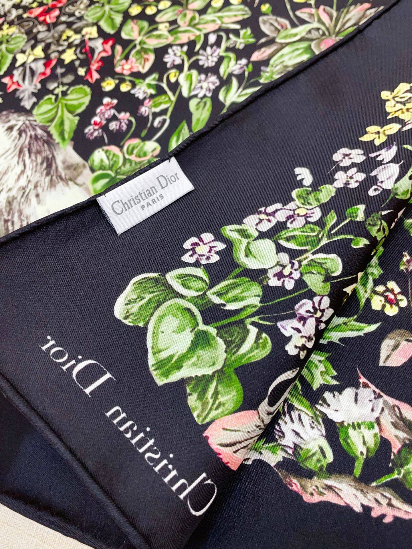 ✨✨【18姆米 双面同色】高级感爆棚❗️CD【花朵🌺五星 90】高级时髦风‼️配色非常考究，图案匠心，上