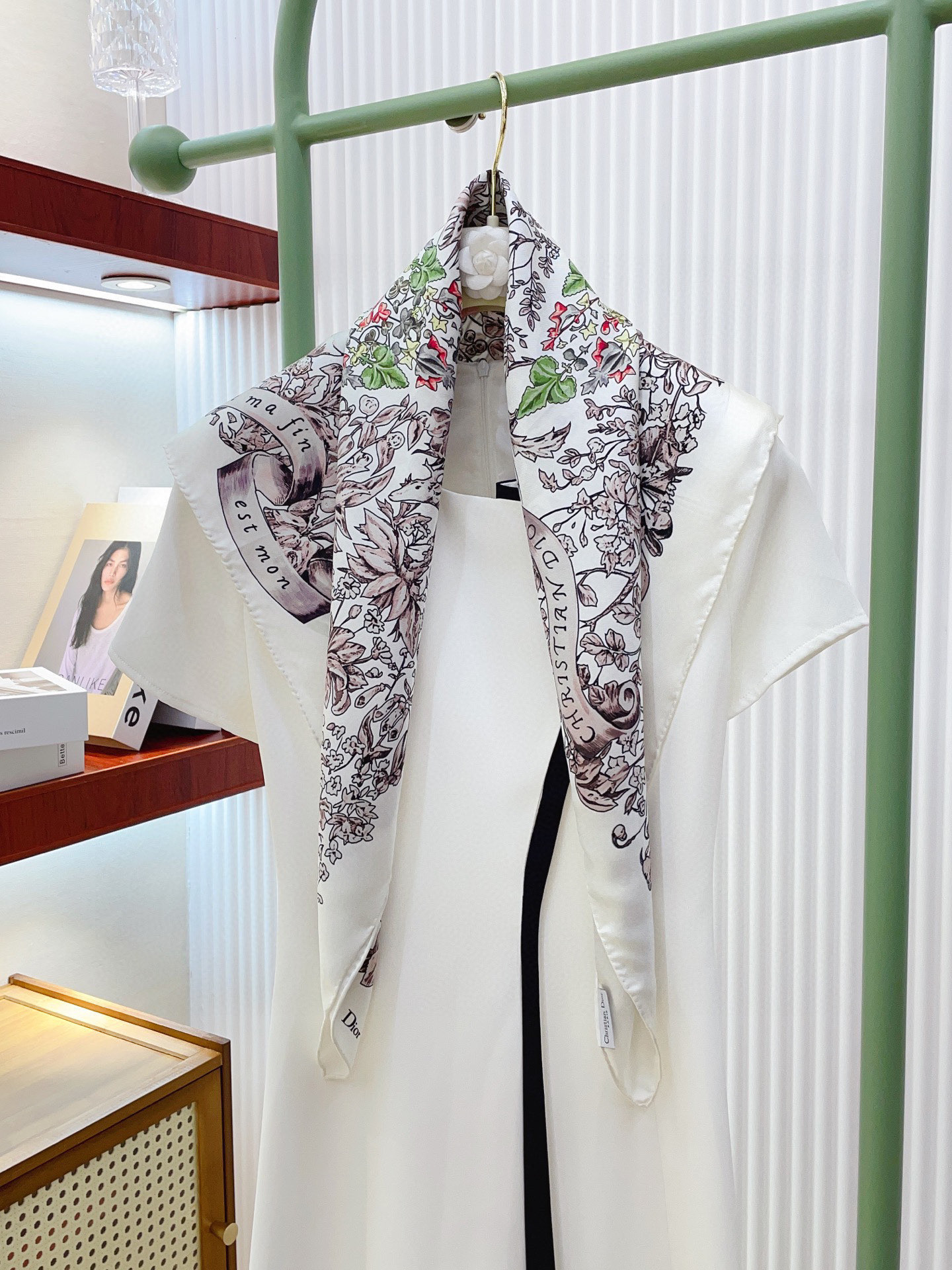 ✨✨【18姆米 双面同色】高级感爆棚❗️CD【花朵🌺五星 90】高级时髦风‼️配色非常考究，图案匠心，上