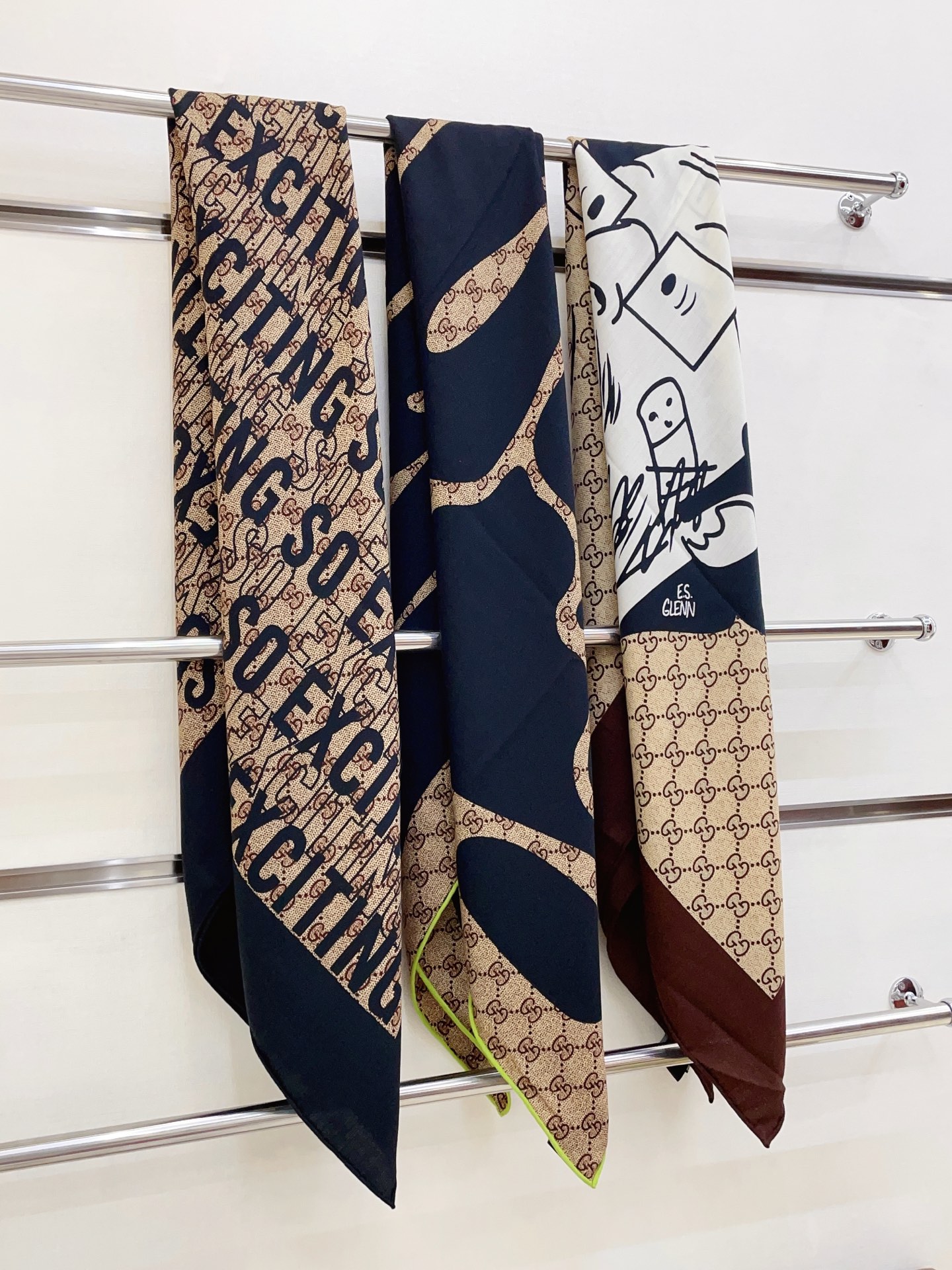 ✨✨【双面同色 丝毛款】大G【字母LOGO140】羊绒方巾‼️抢‼️VIP推荐 ‼️👍下手一定要快【高端