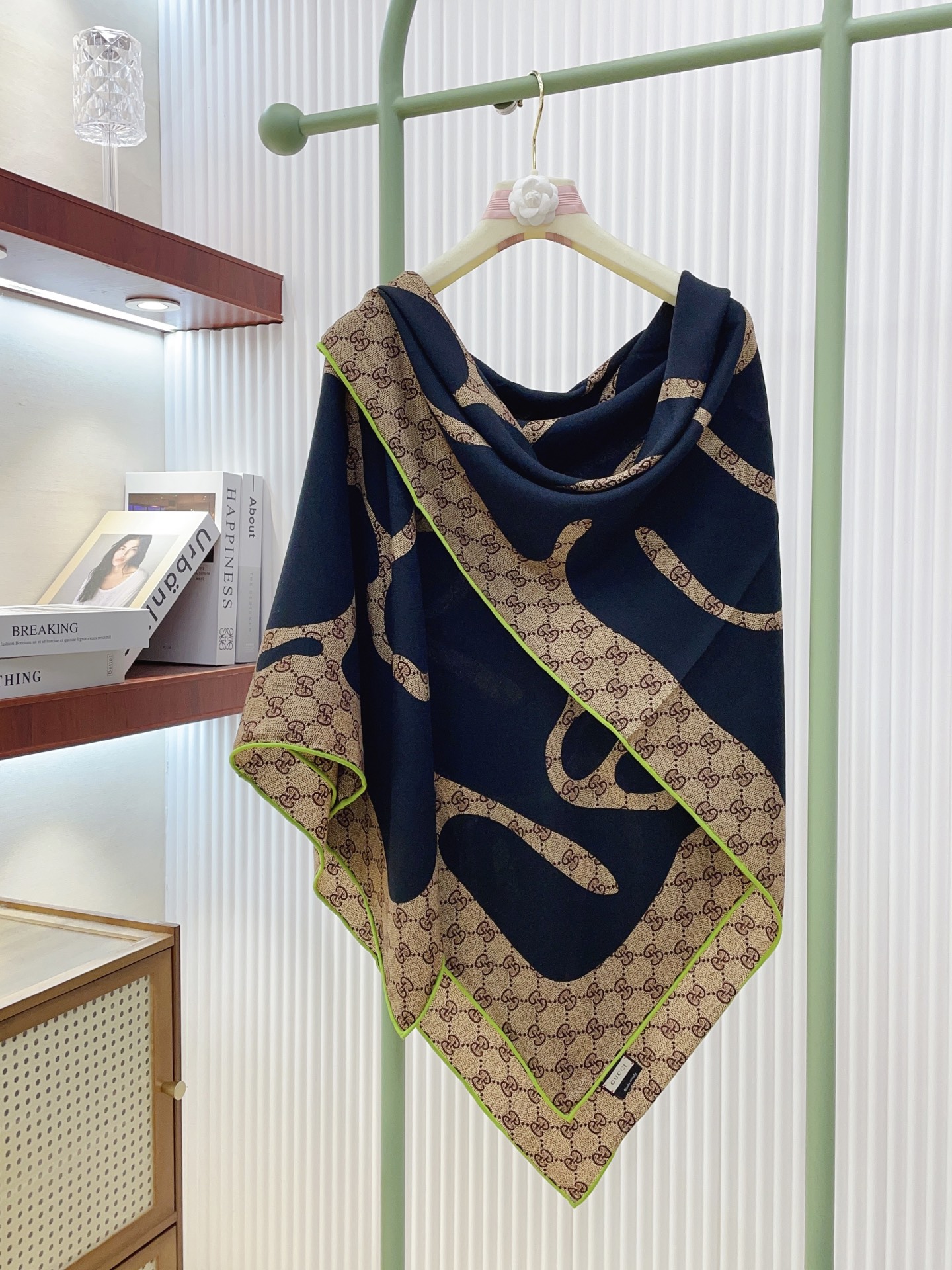 ✨✨【双面同色 丝毛款】大G【字母LOGO140】羊绒方巾‼️抢‼️VIP推荐 ‼️👍下手一定要快【高端