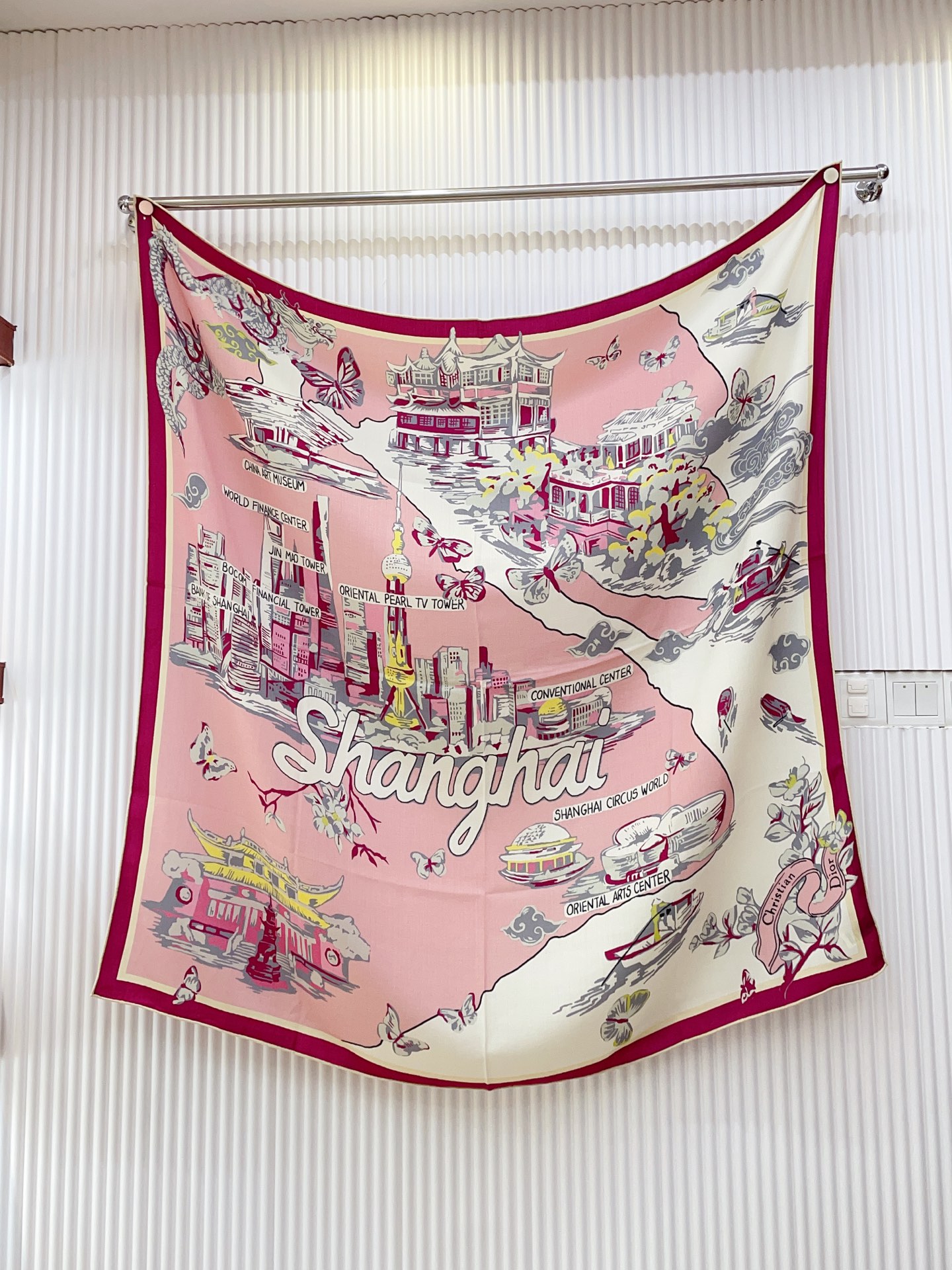 ✨✨【双面同色 丝毛款】CD家羊绒新款【城市系列风】 买了都说好看‼️推荐💕双面同色羊绒方巾‼️D家ZG