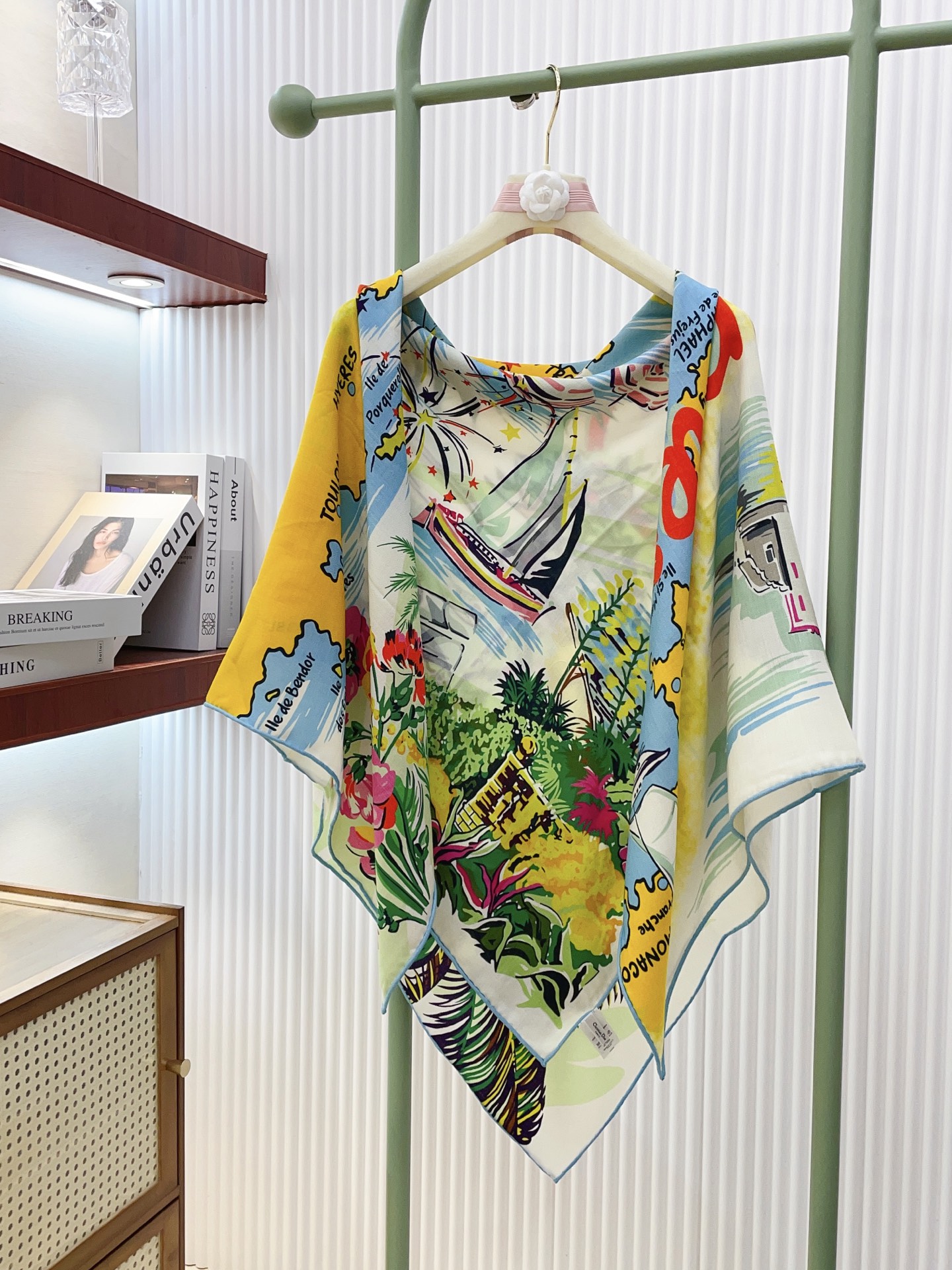 ✨✨【双面同色 丝毛款】CD家羊绒新款【城市系列风】 买了都说好看‼️推荐💕双面同色羊绒方巾‼️D家ZG