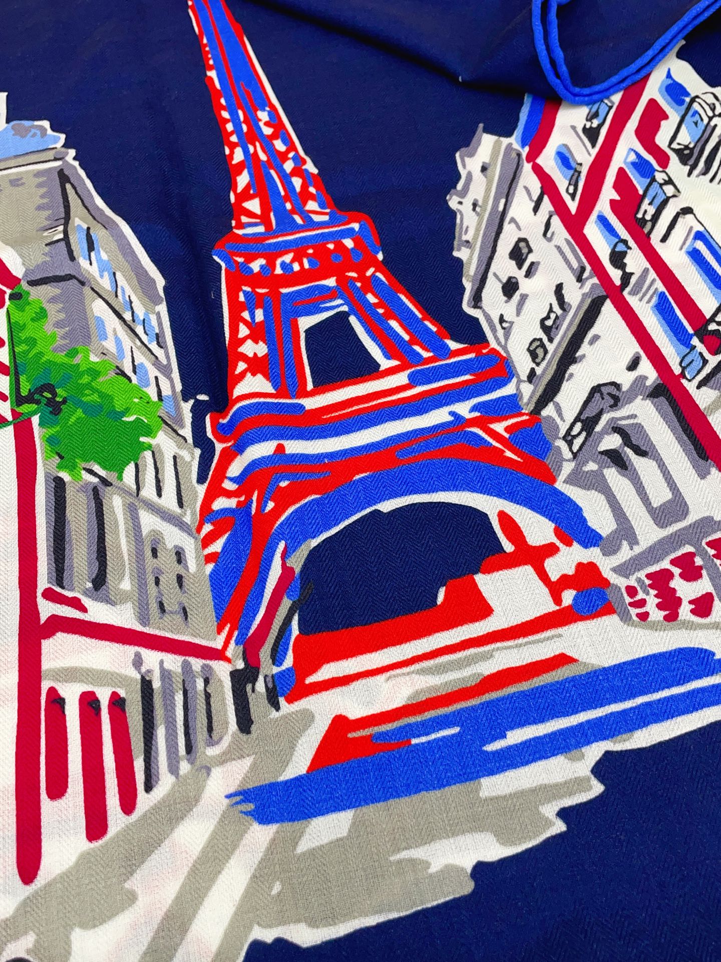 ✨✨【双面同色 丝毛款】CD家羊绒新款【城市系列风】 买了都说好看‼️推荐💕双面同色羊绒方巾‼️D家ZG