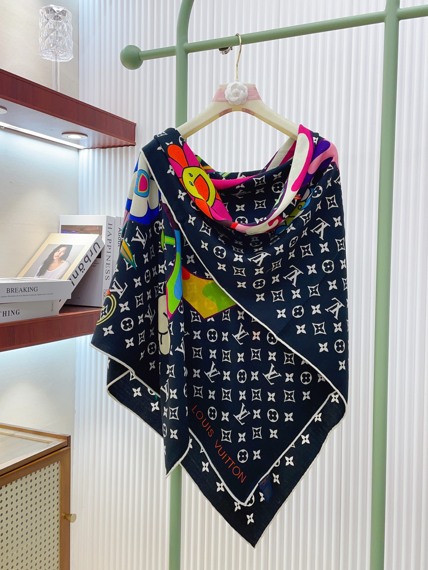 ✨✨【双面同色 丝毛款】L家羊绒新款 买了都说好看‼️推荐💕双面同色羊绒方巾‼️驴家ZG爆款🎁💟立体呈现