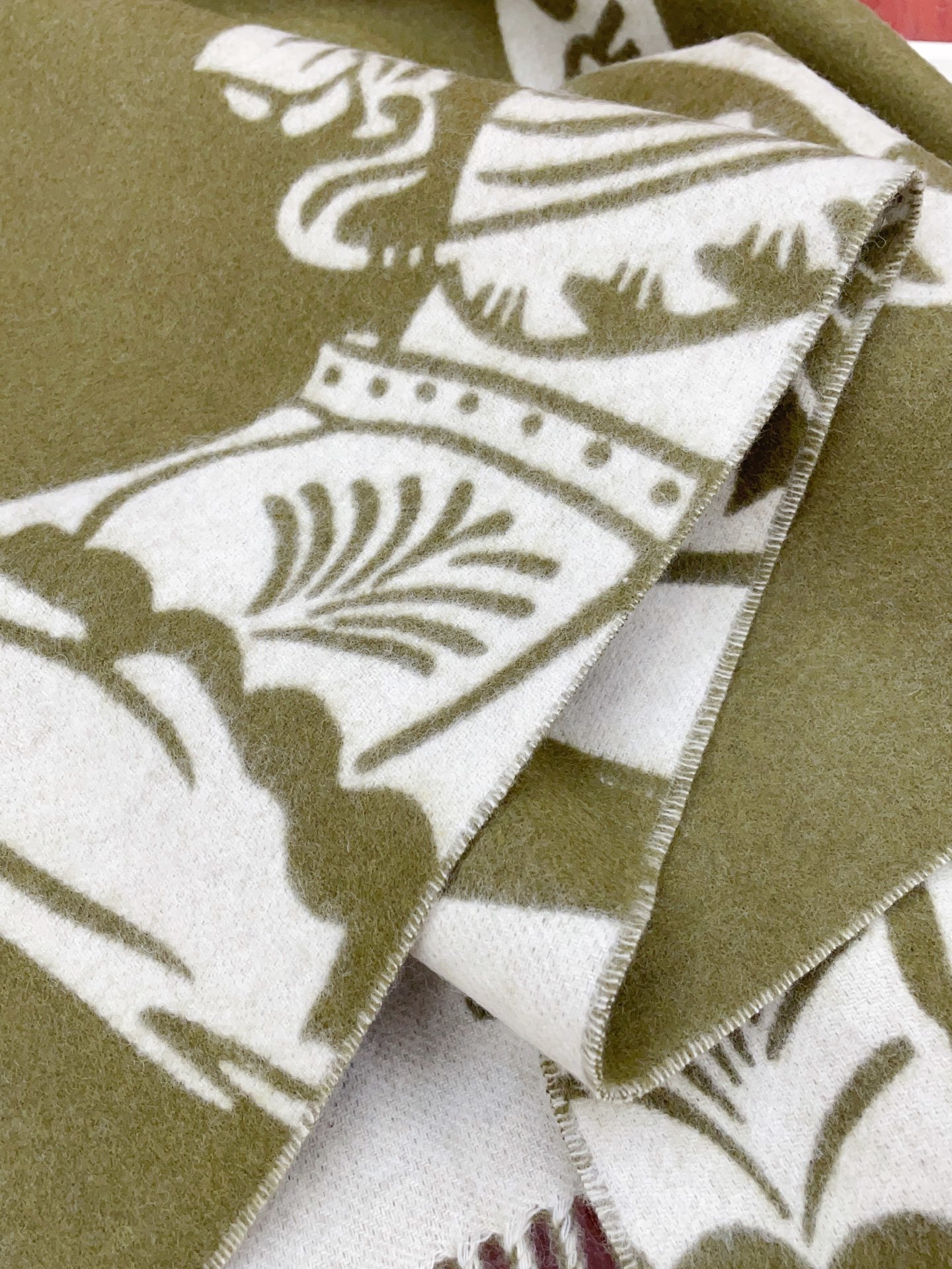 ✨✨【五色入】B家战马最最牛掰款,最新款骑士战马双面提花斗篷‼️经典中的经典.❗️工艺非常考究❗️介绍这