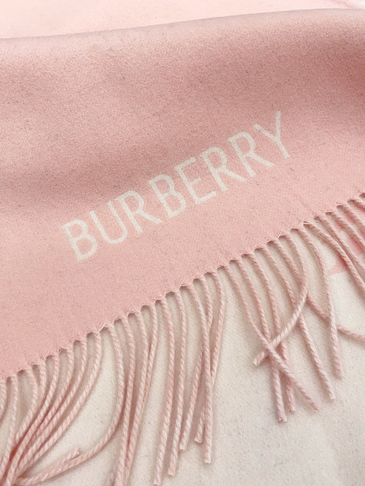 ✨✨【五色入】B家战马最最牛掰款,最新款骑士战马双面提花斗篷‼️经典中的经典.❗️工艺非常考究❗️介绍这