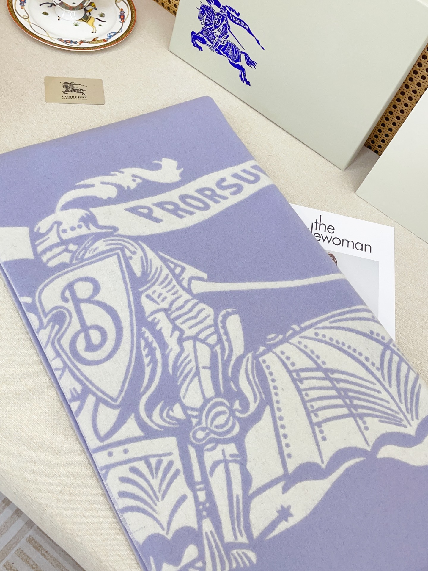 ✨✨【五色入】B家战马最最牛掰款,最新款骑士战马双面提花斗篷‼️经典中的经典.❗️工艺非常考究❗️介绍这