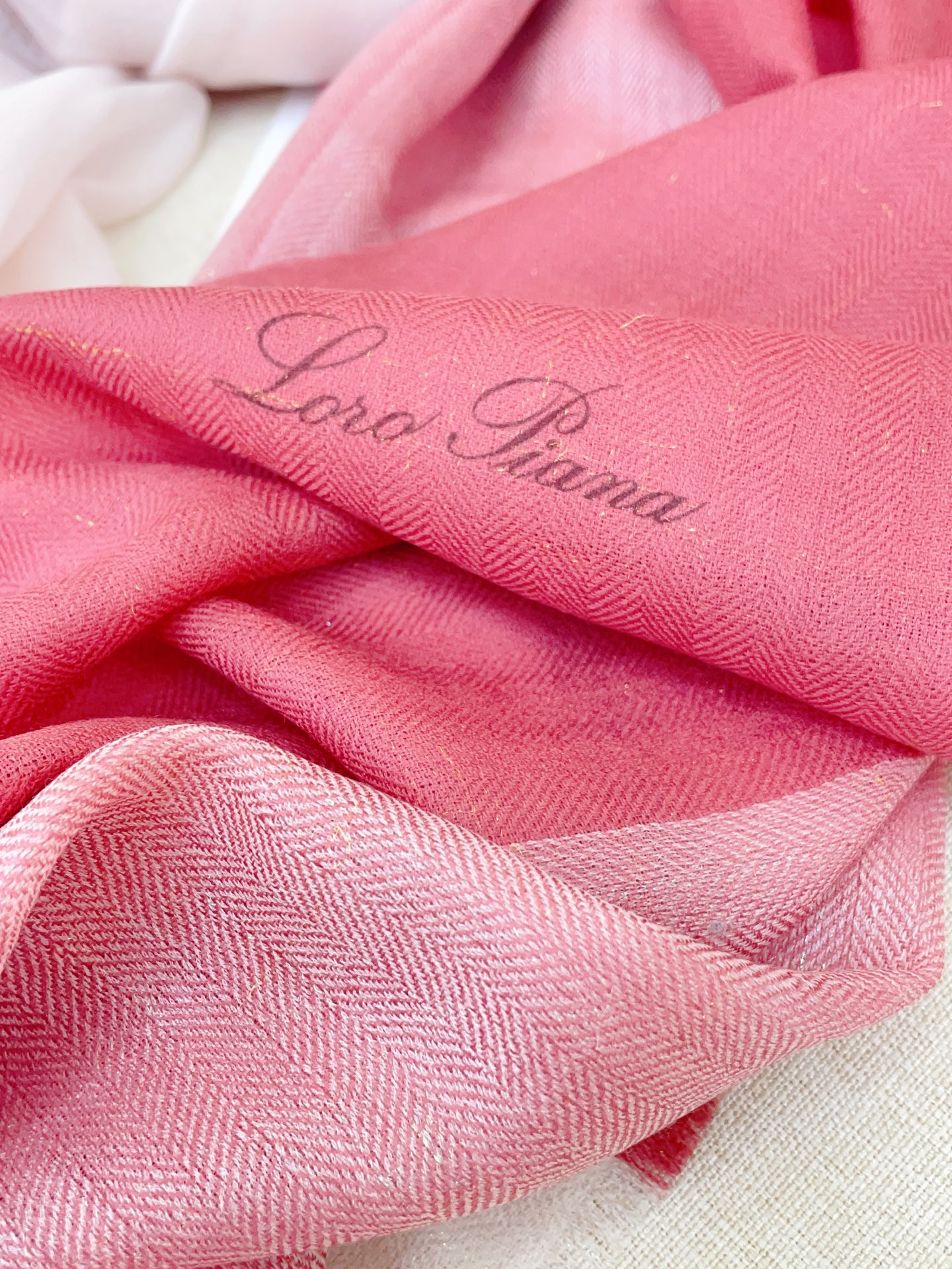 ✨✨【LP格纯色竖条纹长巾】‼️♨️高尖端产物⚠️重磅呈现 ，绝无仅有 史无前例 100%纯山羊绒 手感