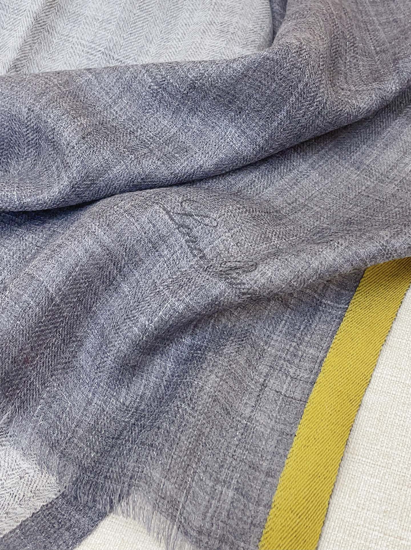 ✨✨【LP格纯色竖条纹长巾】‼️♨️高尖端产物⚠️重磅呈现 ，绝无仅有 史无前例 100%纯山羊绒 手感