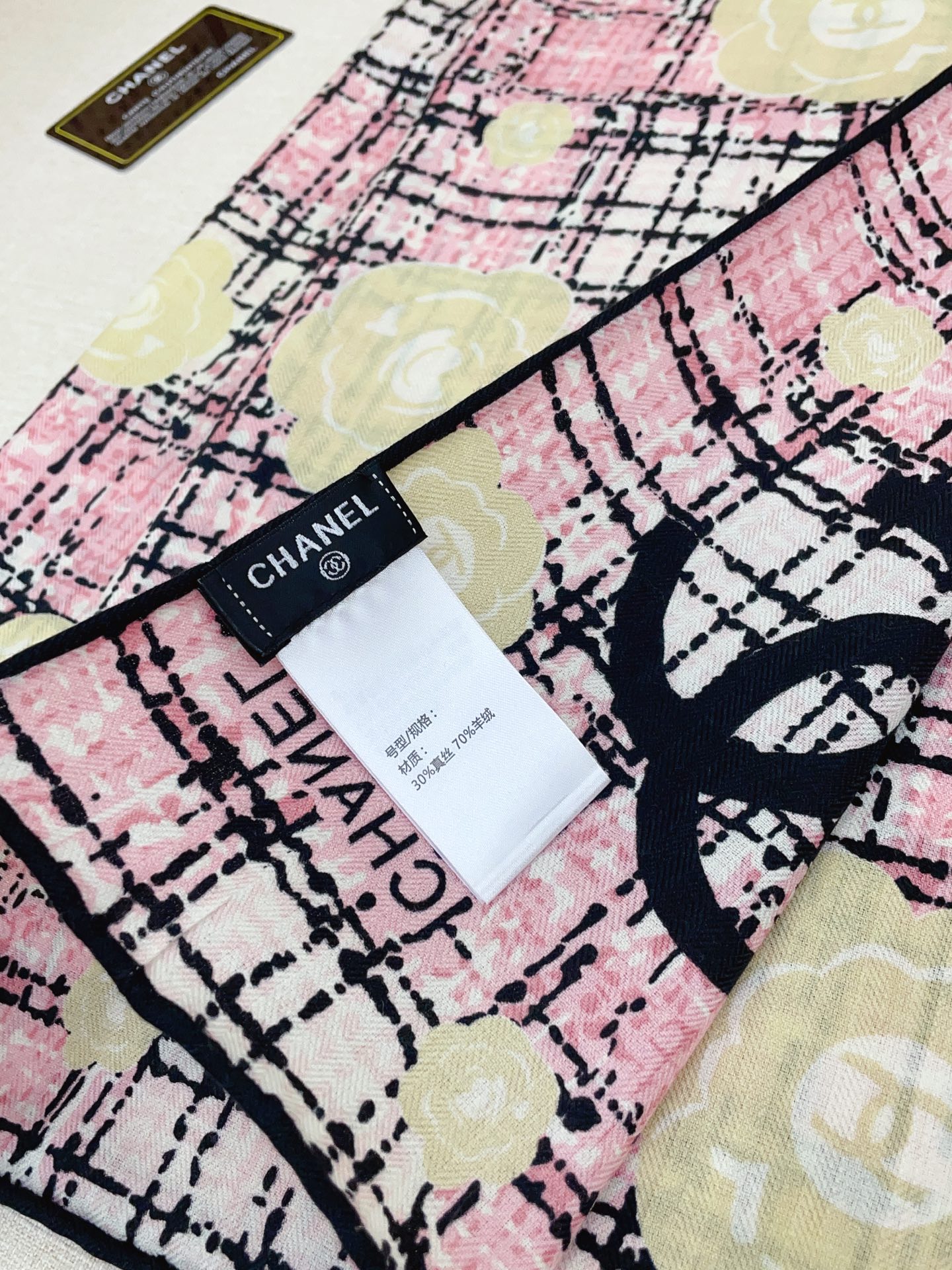 ✨✨【双面同色 丝毛款】小香 羊绒方巾‼️抢‼️VIP推荐 ‼️👍下手一定要快【高端 大爱 ‼️纯羊绒 