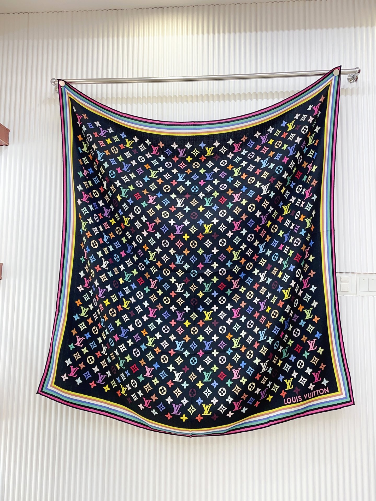 ✨✨【双面同色 丝毛款】L家羊绒新款 买了都说好看‼️推荐💕双面同色羊绒方巾‼️驴家ZG爆款🎁💟立体呈现