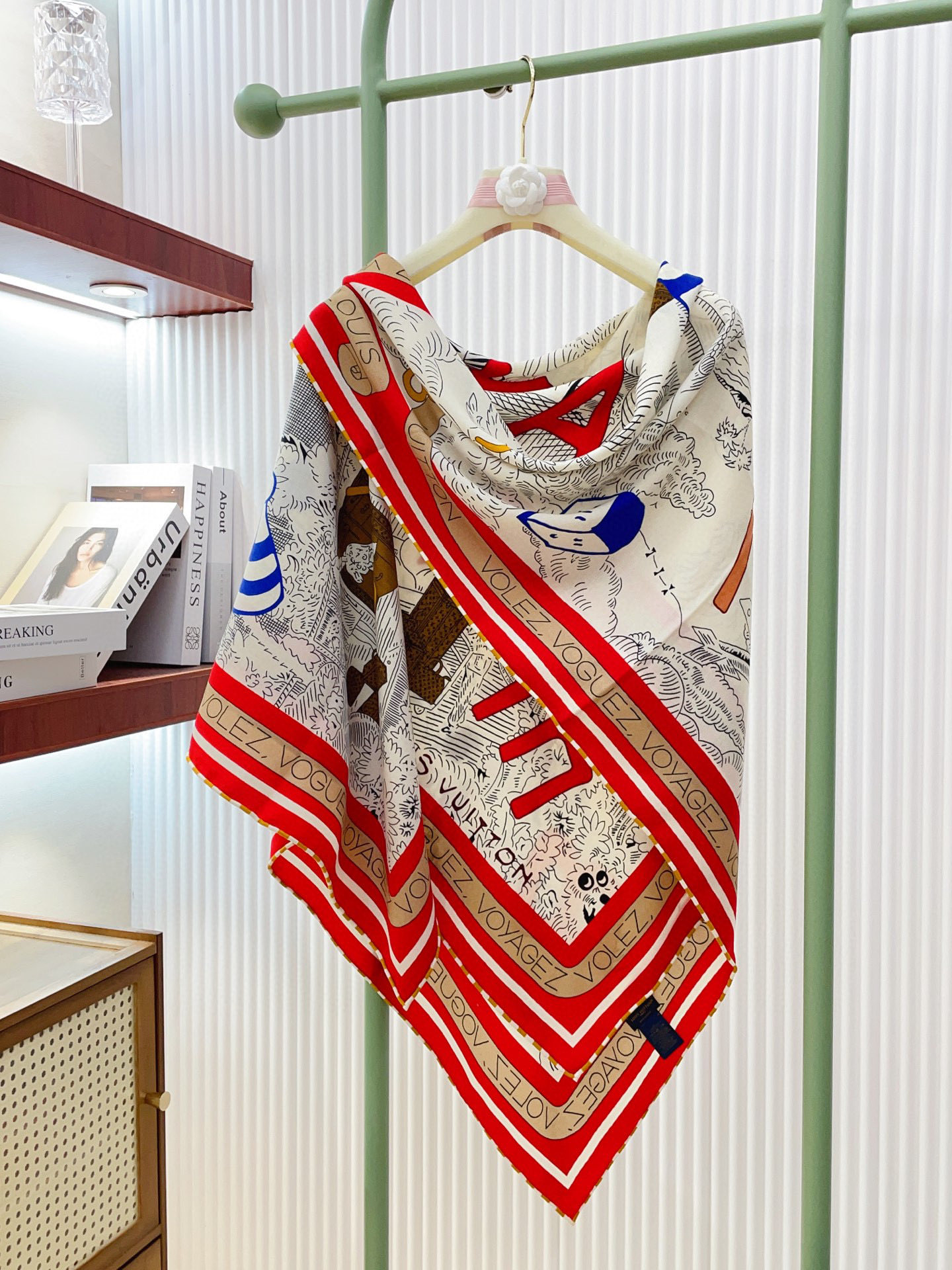 ✨✨【双面同色 丝毛款】L家羊绒新款 买了都说好看‼️推荐💕双面同色羊绒方巾‼️驴家ZG爆款🎁💟立体呈现