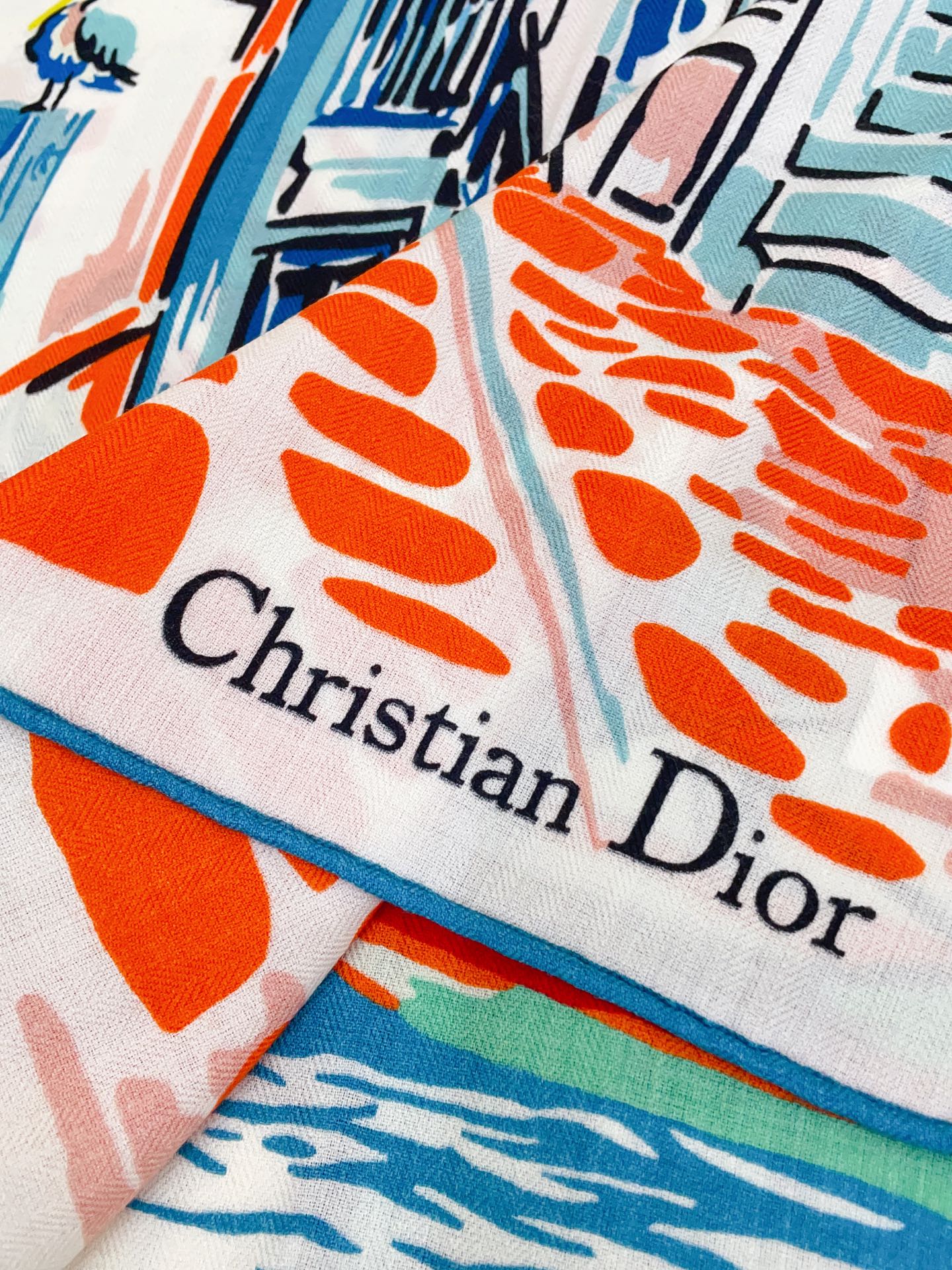 ✨✨【双面同色 丝毛款】CD家羊绒新款【城市系列2】 买了都说好看‼️推荐💕双面同色羊绒方巾‼️D家ZG