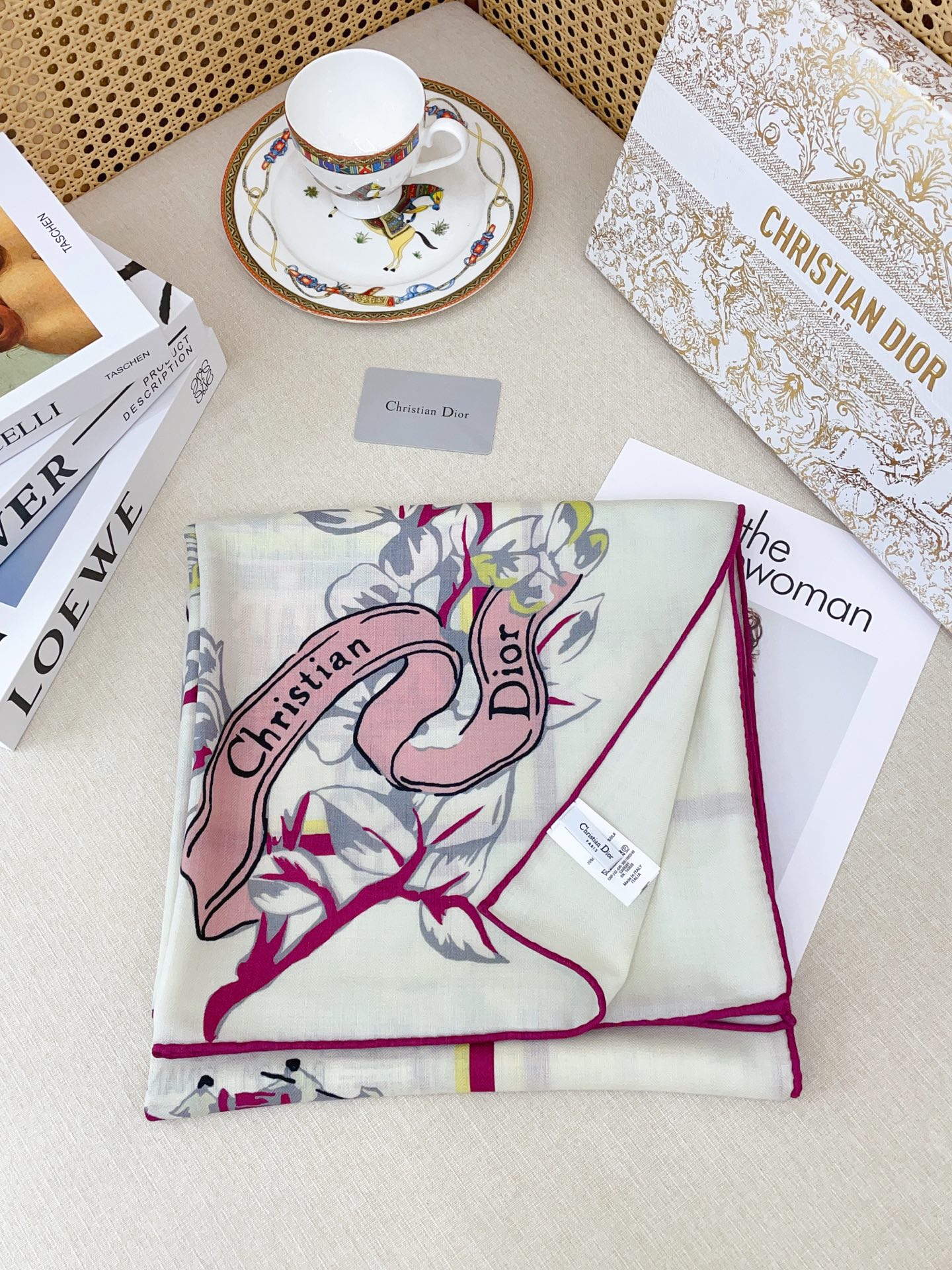 ✨✨【双面同色 丝毛款】CD家羊绒新款【城市系列2】 买了都说好看‼️推荐💕双面同色羊绒方巾‼️D家ZG