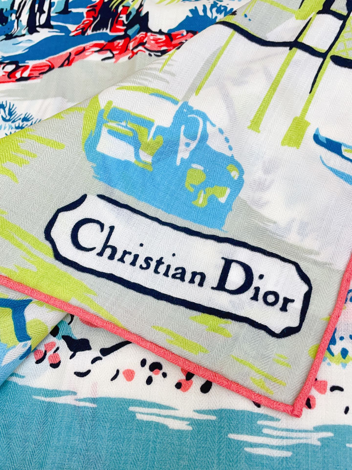 ✨✨【双面同色 丝毛款】CD家羊绒新款【城市系列2】 买了都说好看‼️推荐💕双面同色羊绒方巾‼️D家ZG