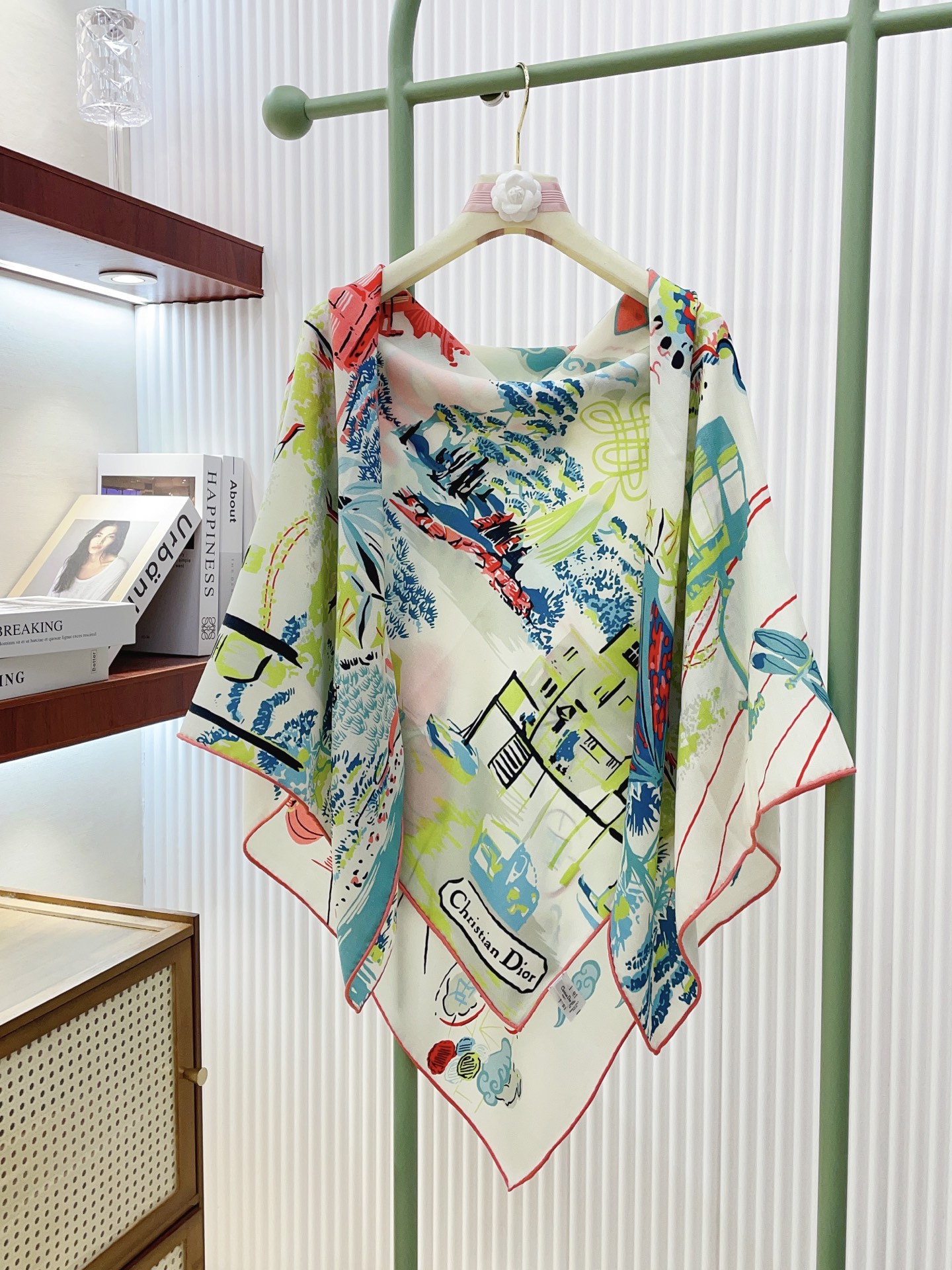 ✨✨【双面同色 丝毛款】CD家羊绒新款【城市系列2】 买了都说好看‼️推荐💕双面同色羊绒方巾‼️D家ZG