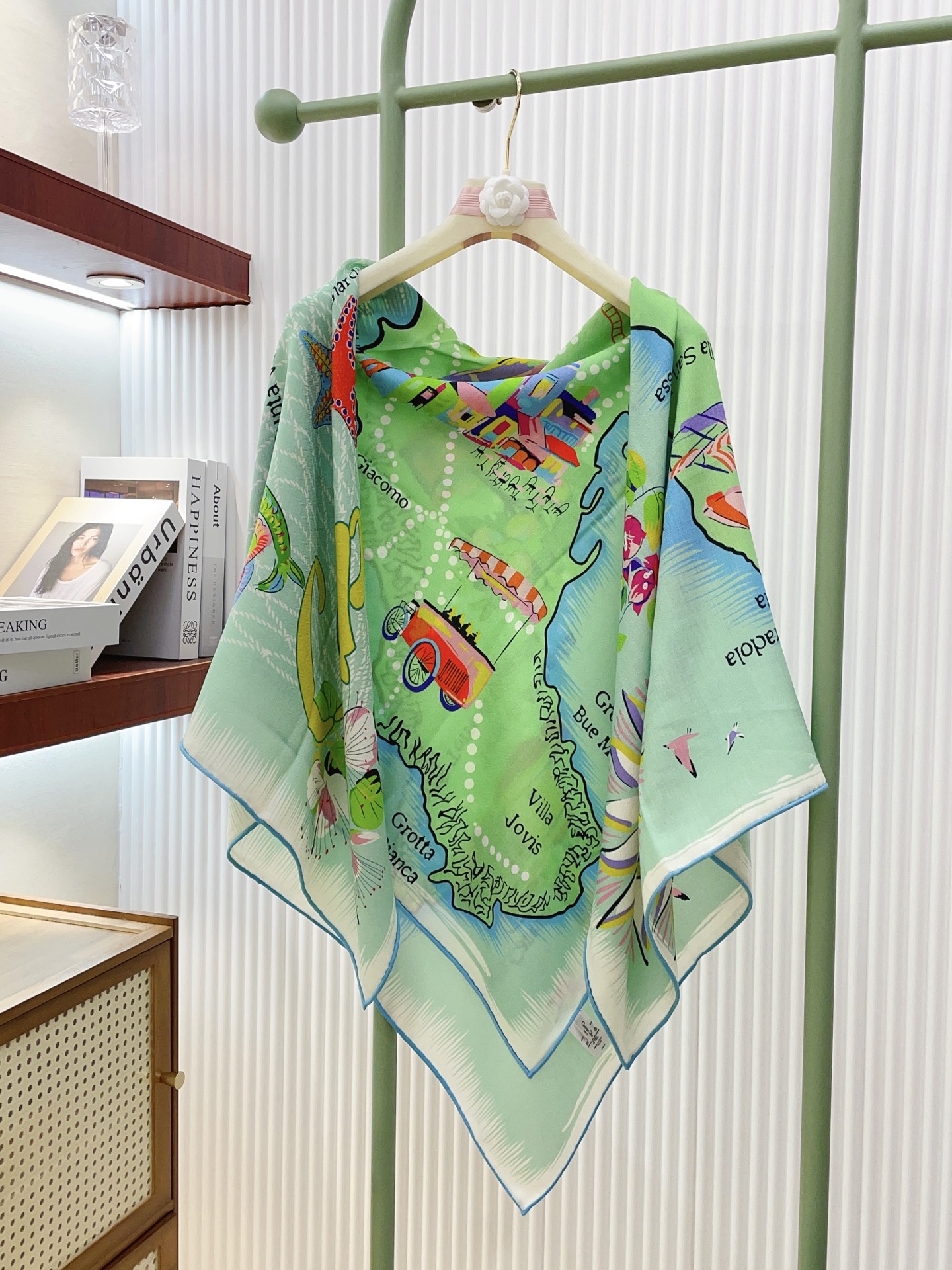 ✨✨【双面同色 丝毛款】CD家羊绒新款【城市系列2】 买了都说好看‼️推荐💕双面同色羊绒方巾‼️D家ZG