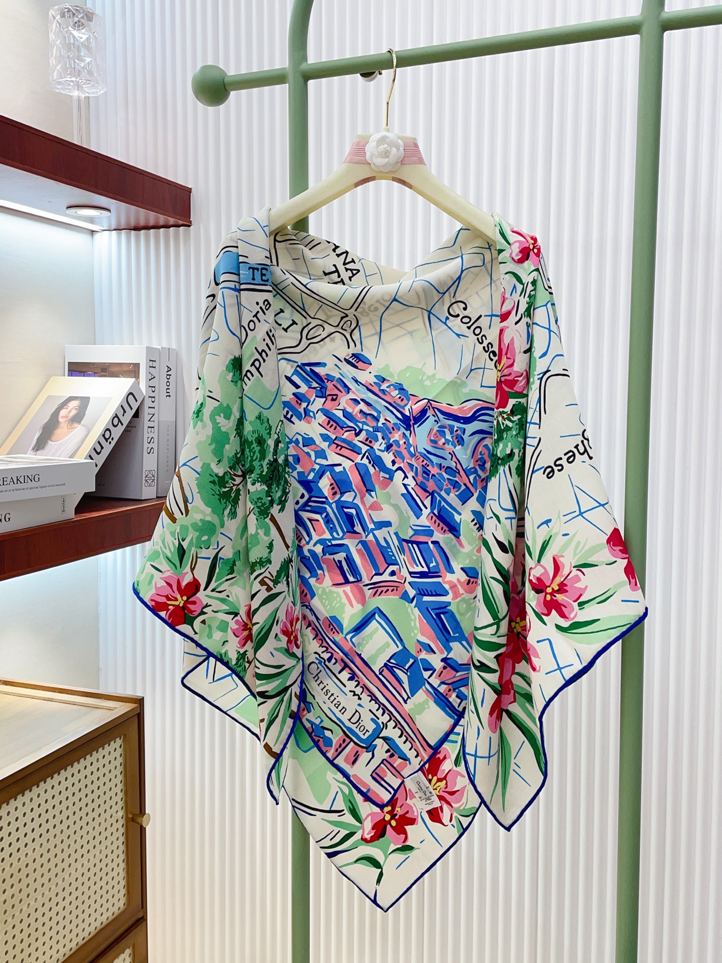 ✨✨【双面同色 丝毛款】CD家羊绒新款【城市系列2】 买了都说好看‼️推荐💕双面同色羊绒方巾‼️D家ZG