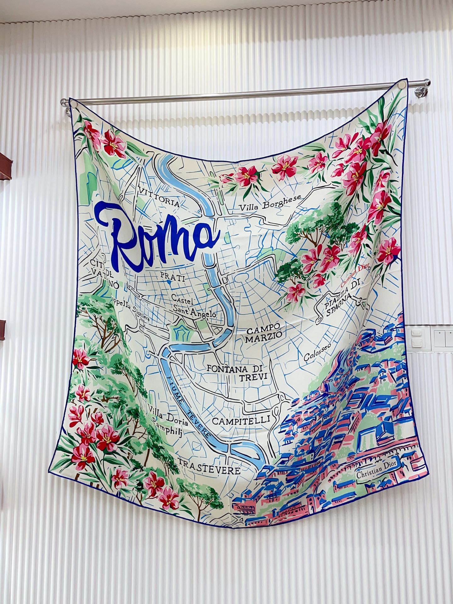 ✨✨【双面同色 丝毛款】CD家羊绒新款【城市系列2】 买了都说好看‼️推荐💕双面同色羊绒方巾‼️D家ZG