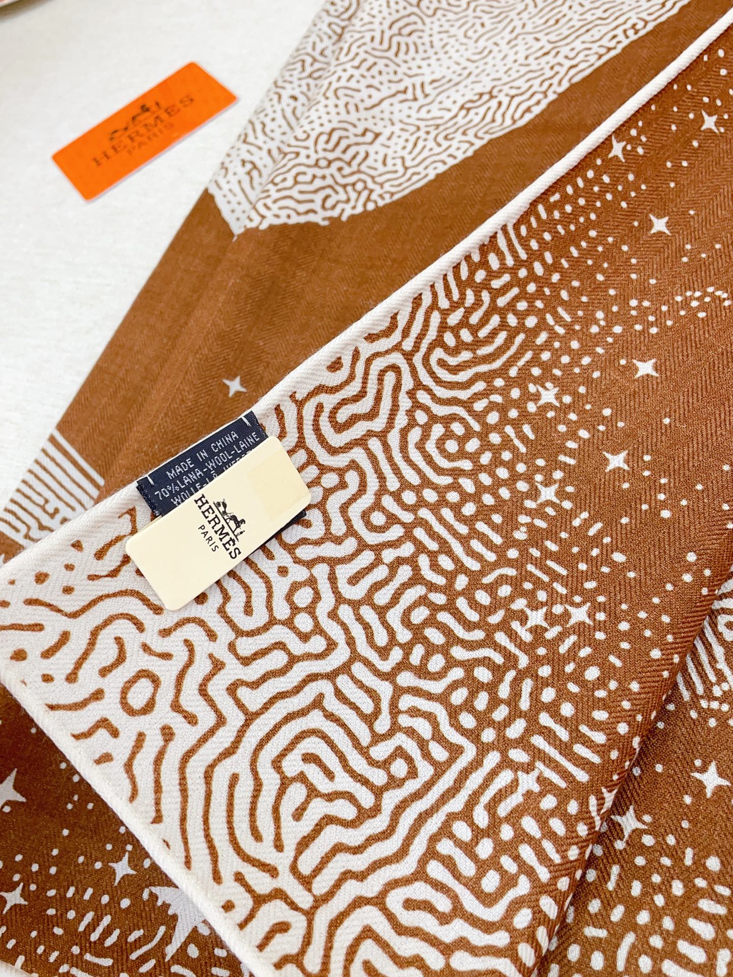 ✨✨【双面同色 丝毛款】H家羊绒新款 买了都说好看‼️推荐💕【月光飞马 140】羊绒方巾‼️H家ZG爆款