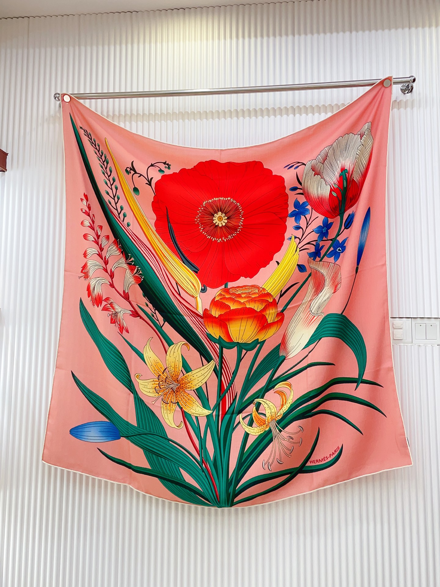 ✨✨【双面同色 丝毛款】H家羊绒新款 买了都说好看‼️推荐💕【永生花束 140】羊绒方巾‼️H家ZG爆款