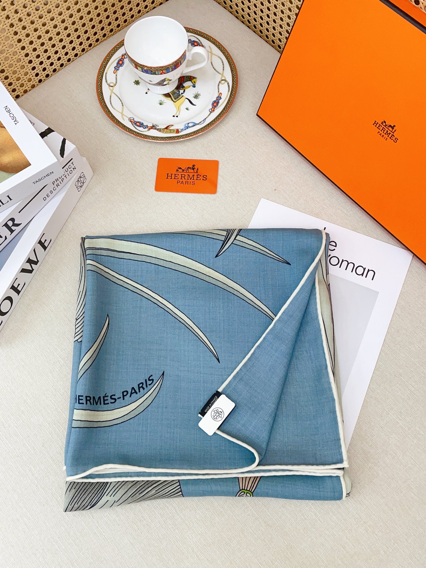 ✨✨【双面同色 丝毛款】H家羊绒新款 买了都说好看‼️推荐💕【永生花束 140】羊绒方巾‼️H家ZG爆款