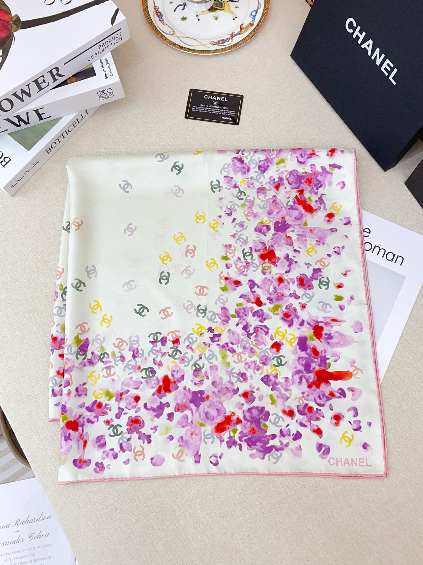 ✨✨【18姆米 双面同色】新款小香‼️美翻了[流泪]最新御用殿堂级极品‼️经典元素图案设计风格❗️美丽至