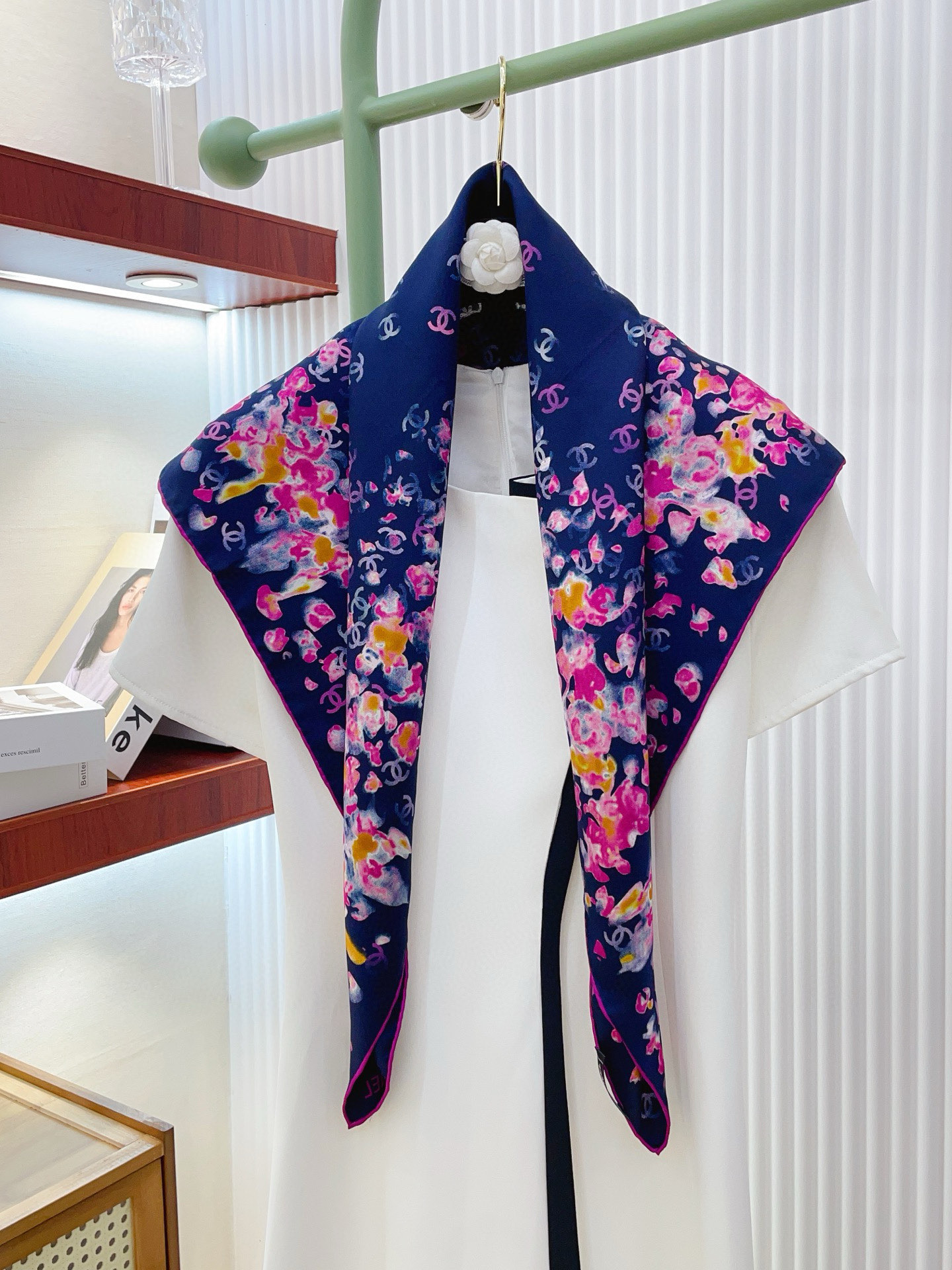 ✨✨【18姆米 双面同色】新款小香‼️美翻了[流泪]最新御用殿堂级极品‼️经典元素图案设计风格❗️美丽至