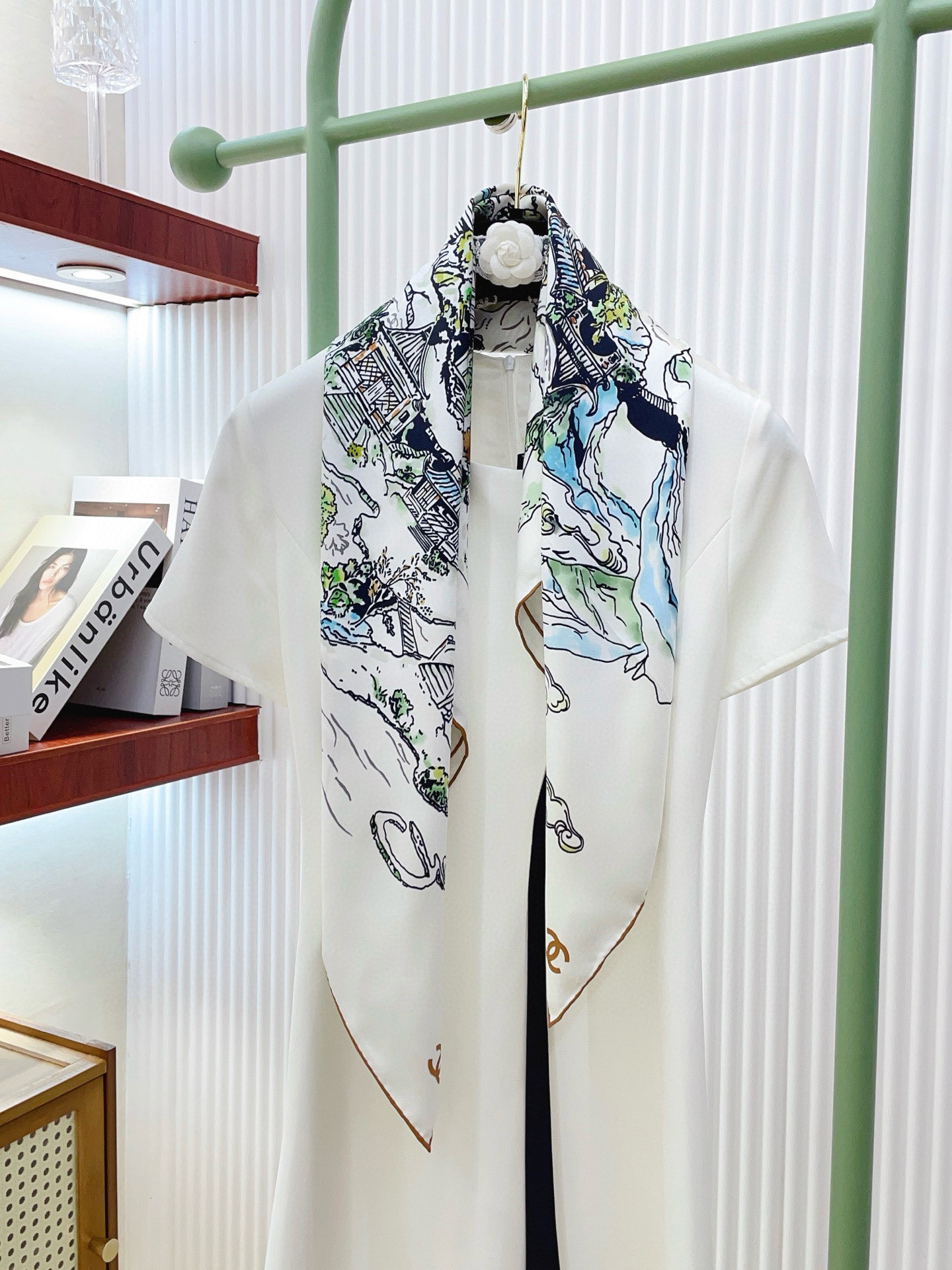 ✨✨【18姆米 双面同色】新款小香‼️美翻了[流泪]最新御用殿堂级极品‼️经典元素图案设计风格❗️美丽至