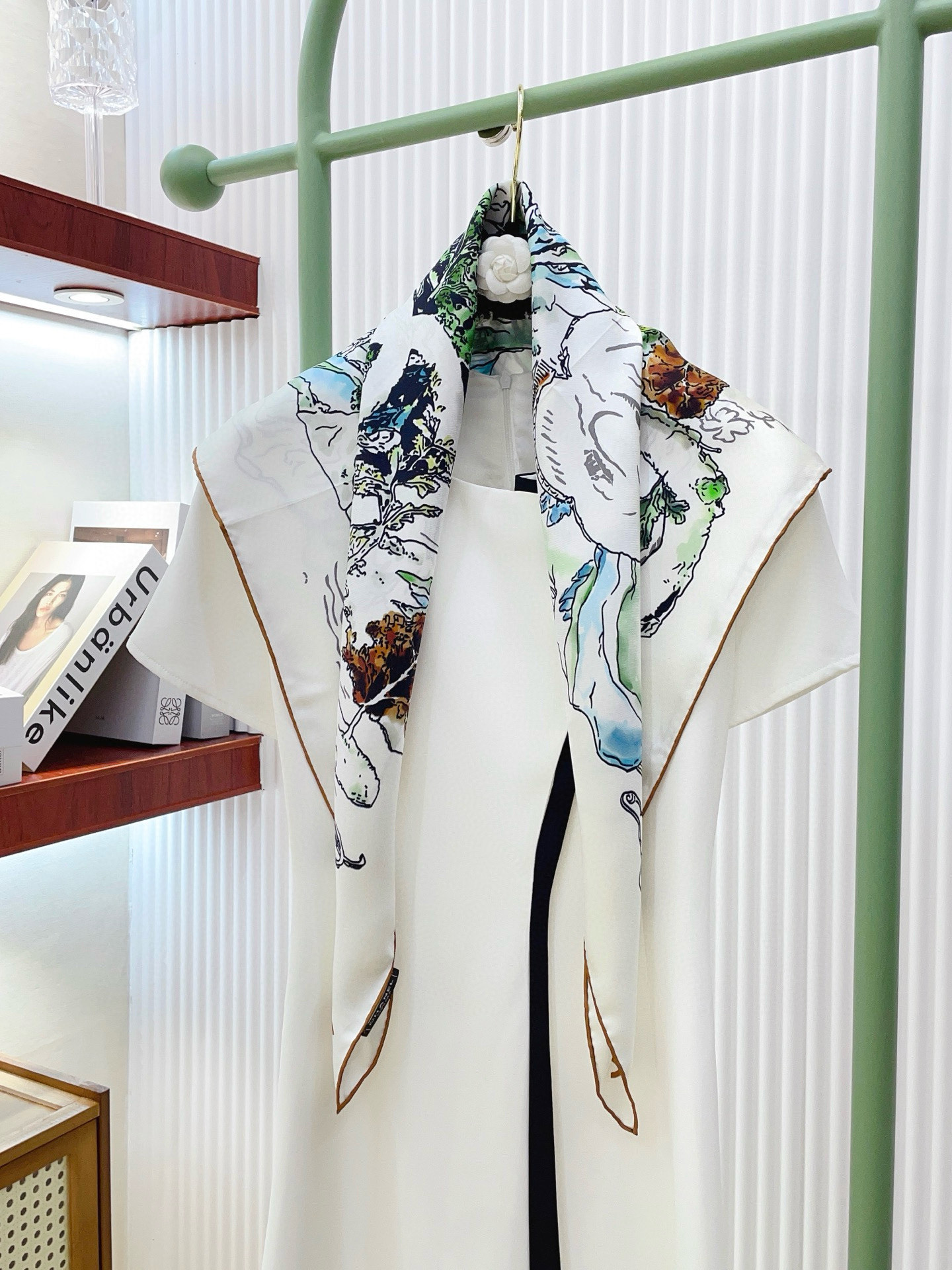 ✨✨【18姆米 双面同色】新款小香‼️美翻了[流泪]最新御用殿堂级极品‼️经典元素图案设计风格❗️美丽至