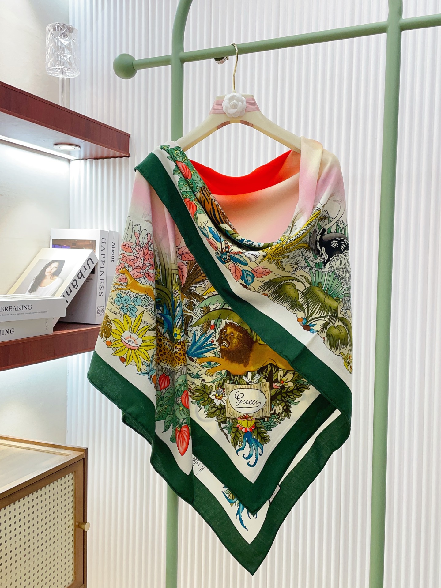 ✨✨【双面同色 丝毛款】大G【丛林豹子🐆140】羊绒方巾‼️抢‼️VIP推荐 ‼️👍下手一定要快【高端 